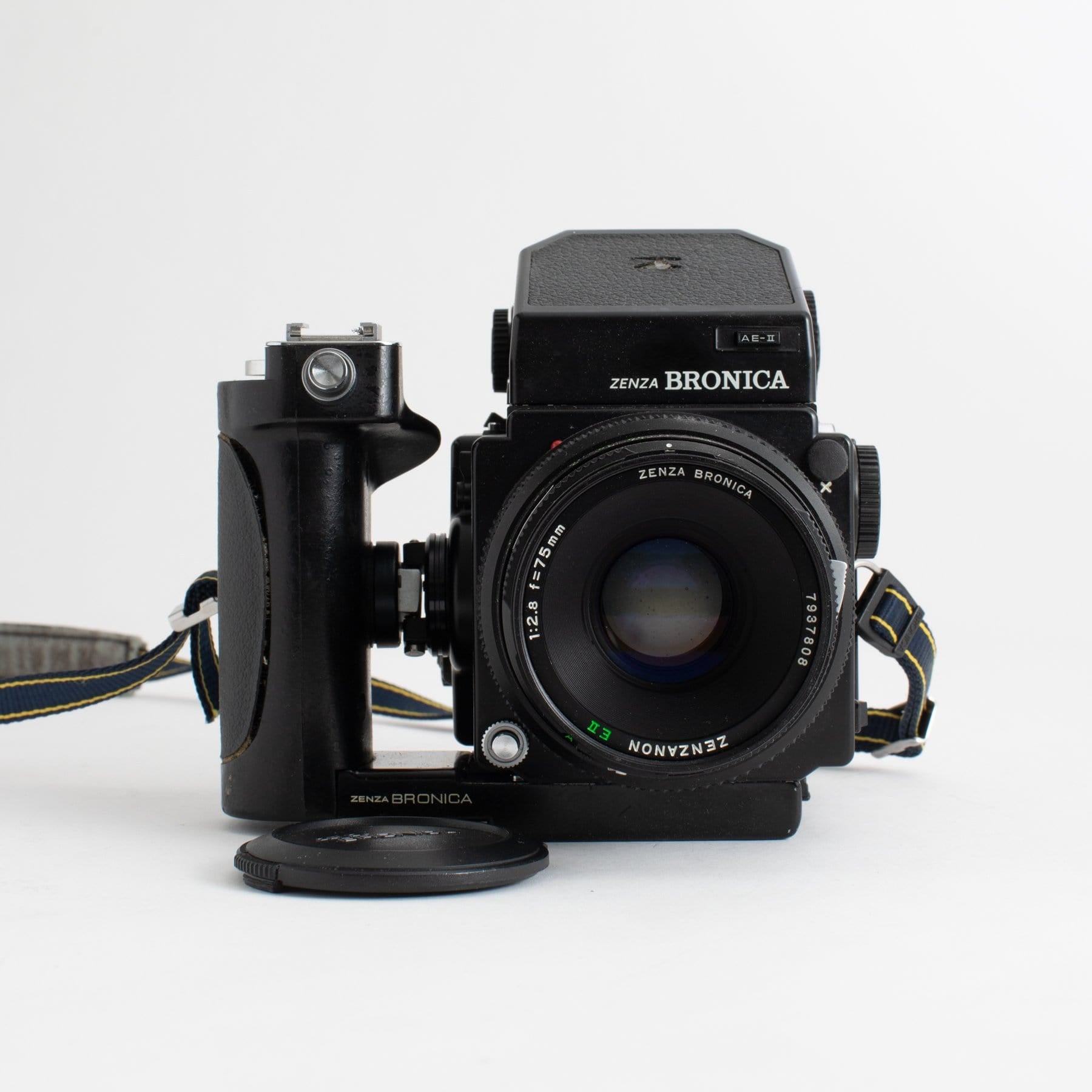 Zenza Bronica ETRS with 75mm F2.8 Lens and Grip