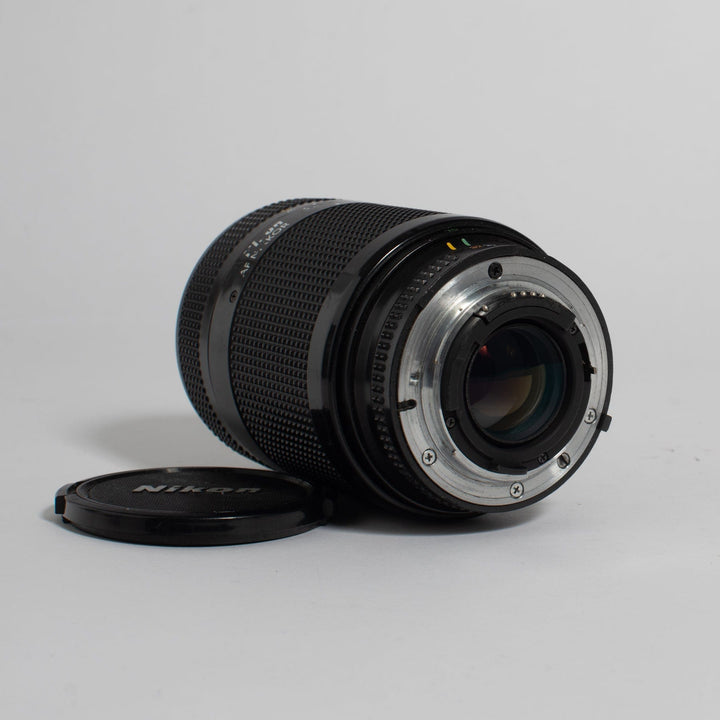 Nikon AF 70-210mm f/4-5.6 D