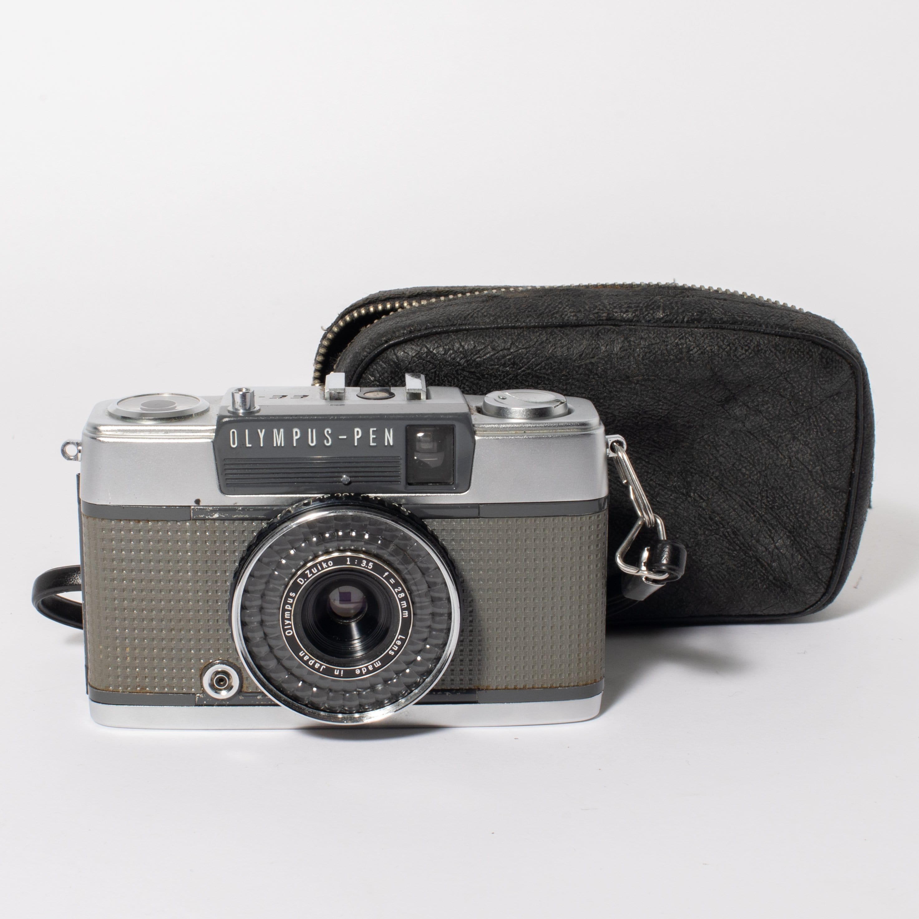 Olympus Pen EE-2 with Bag