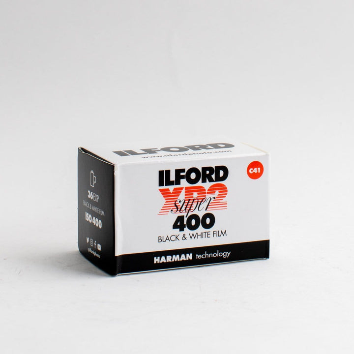 XP2 Super 400, 35mm, 36 Exposures, Black and White Film (Single Roll)