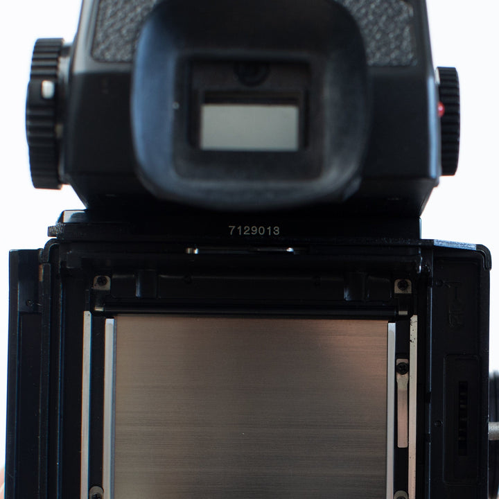 Zenza Bronica ETRS with 75mm f/2.8 lens No. 7129013