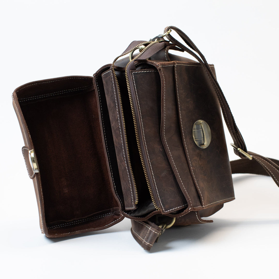 Hølssen Edris Brown Leather Camera Bag - Walnut Brown