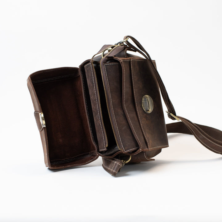 Hølssen Edris Brown Leather Camera Bag - Walnut Brown