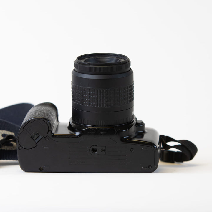 Canon EOS Rebel (bargain due to cosmetic damage, please read)