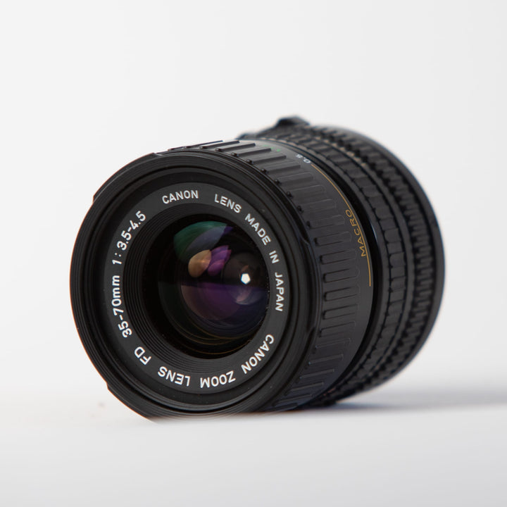 Canon FD Mount 35-70mm f/3.5-4.5 lens