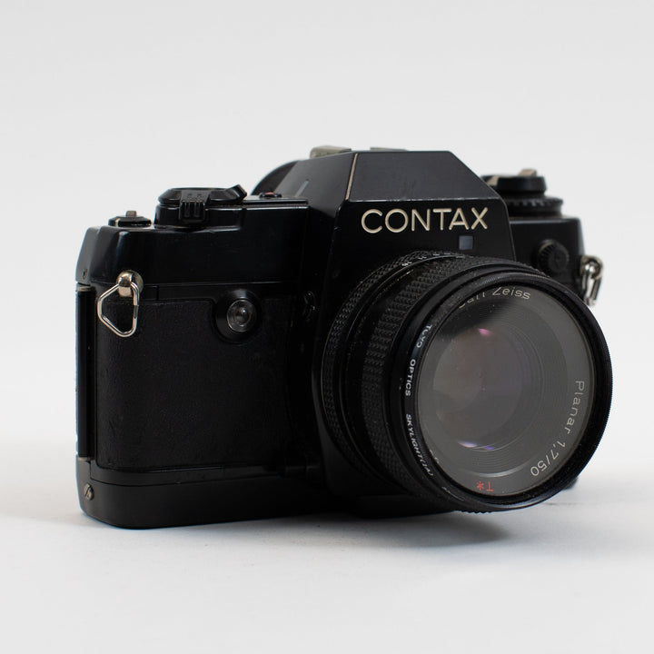 Contax 137 MD Quartz 35mm SLR with 50mm Zeiss Planar T* f/1.7 lens and two bonus lenses