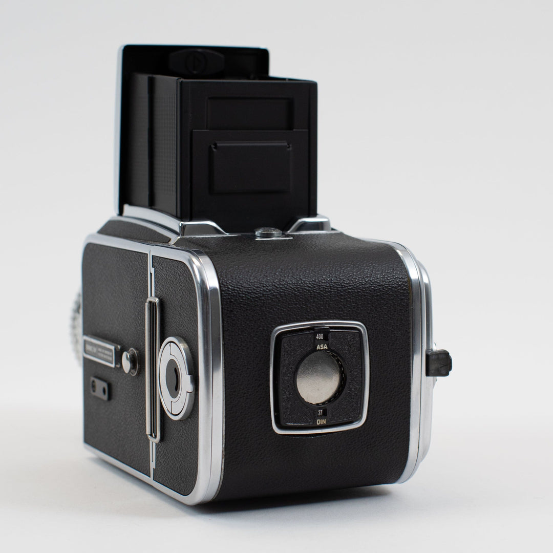 Hasselblad 500 C/M with Zeiss Planar 80mm T* f/2.8 Lens