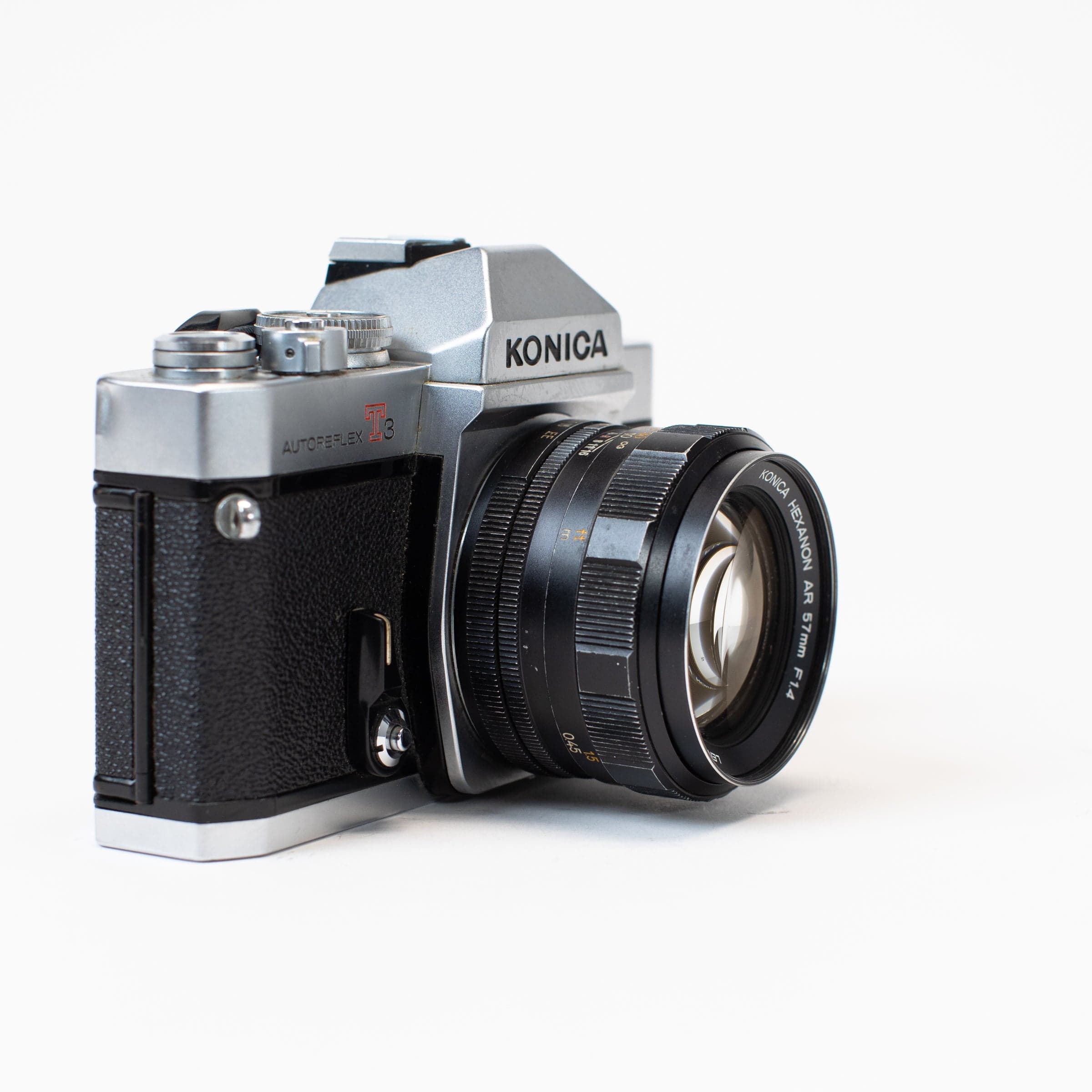 Konica Autoreflex T3 with 57mm f/1.4 Hexanon – Film Supply Club