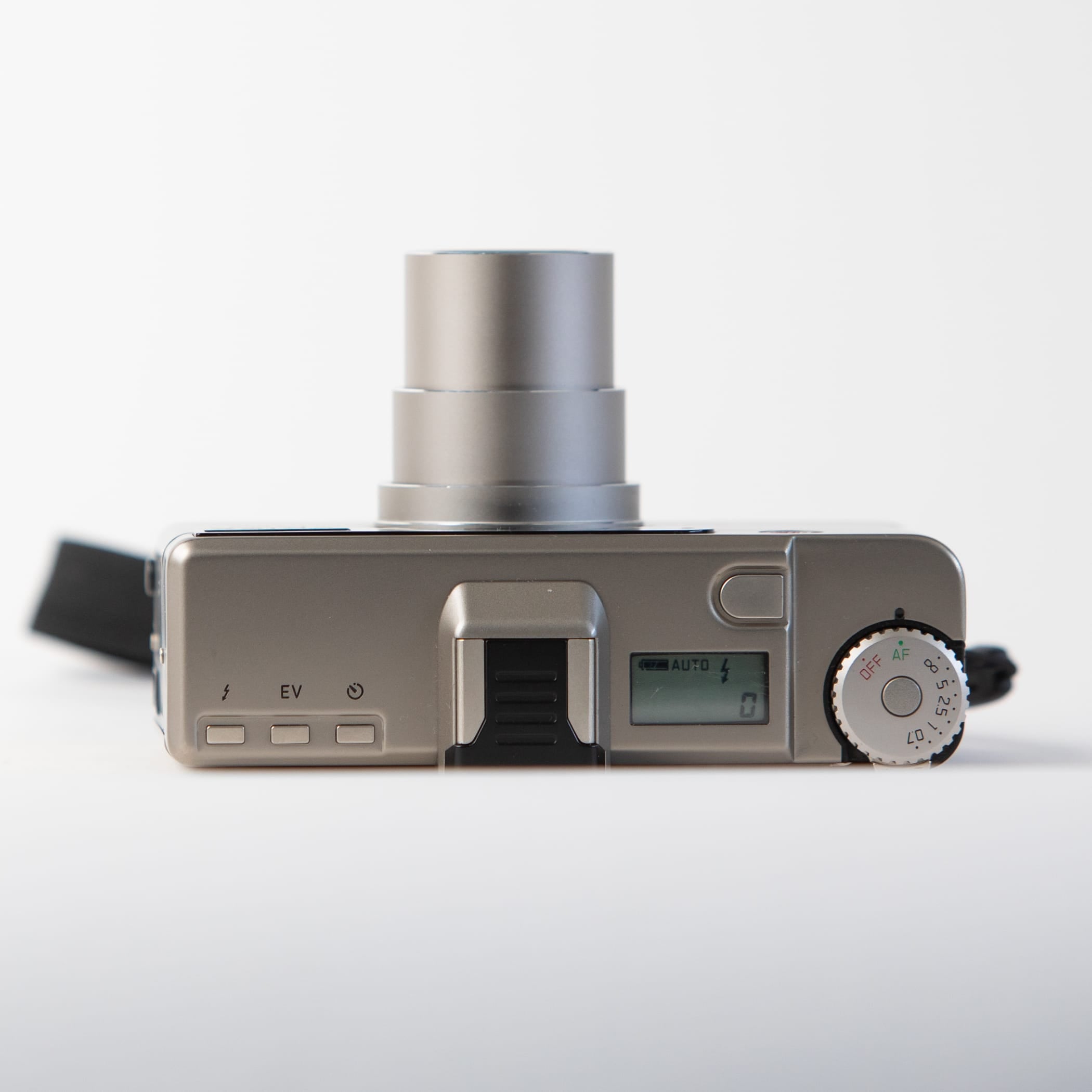 Leica Minilux Zoom, film tested, SN 2442367 – Film Supply Club