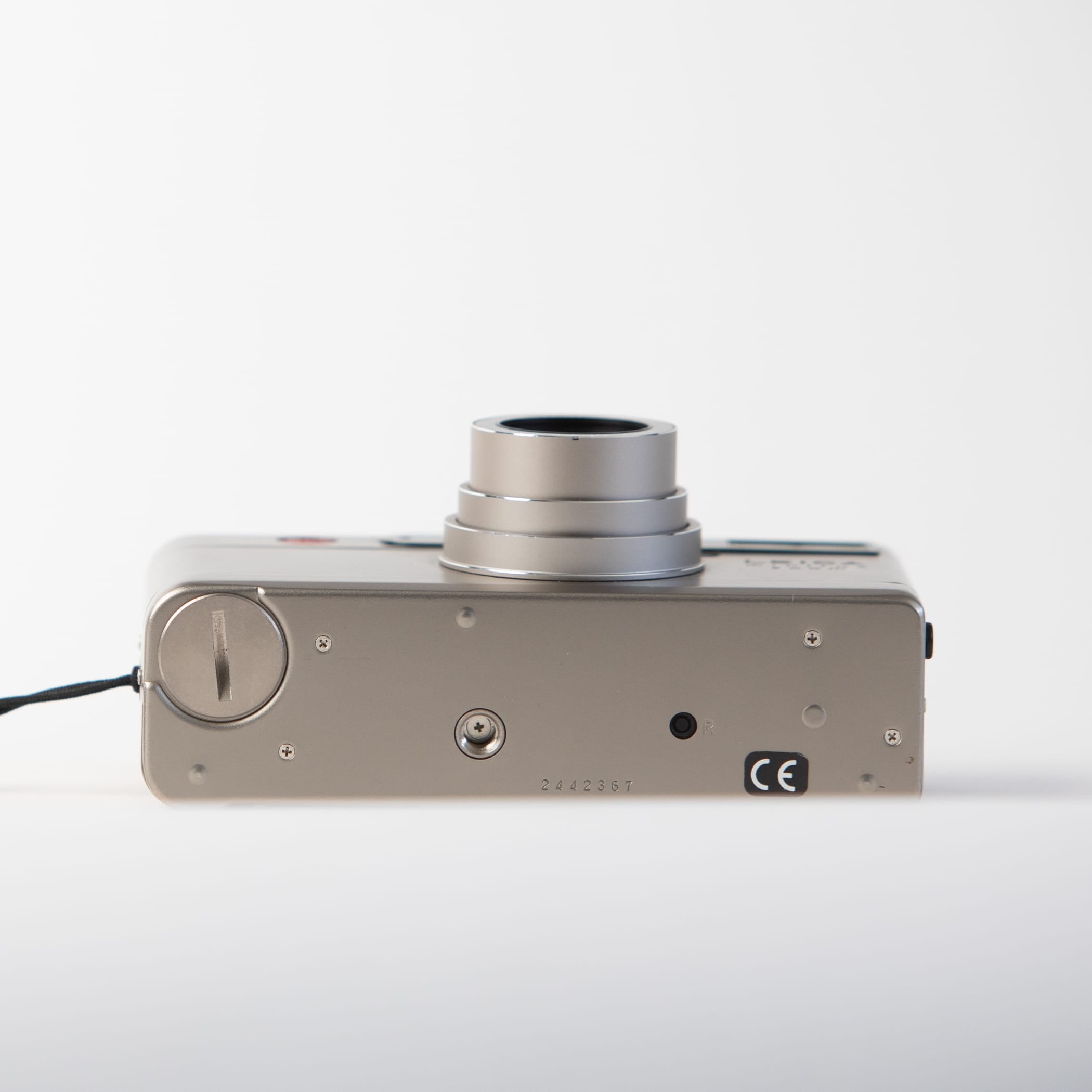 Leica Minilux Zoom, film tested, SN 2442367 – Film Supply Club