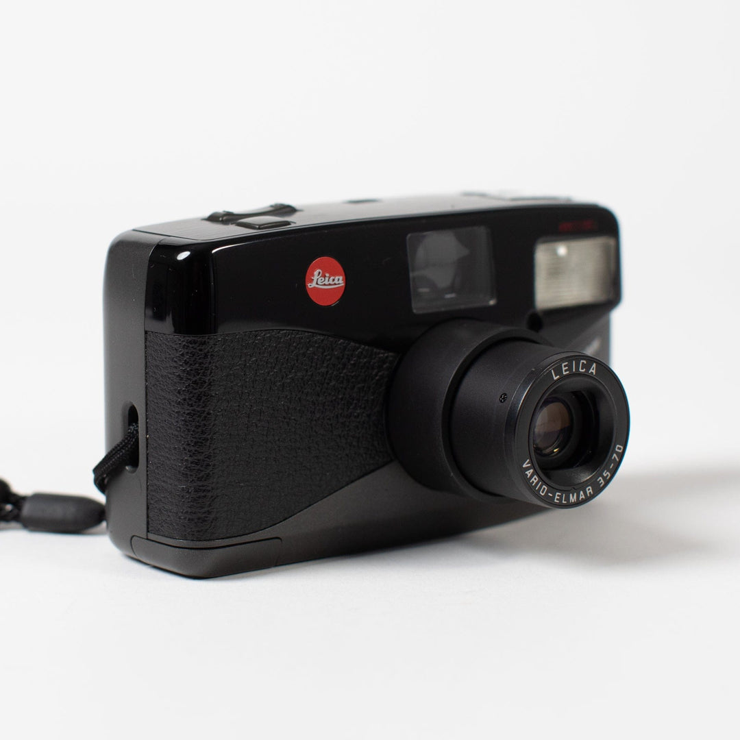 Leica Mini Zoom with original case