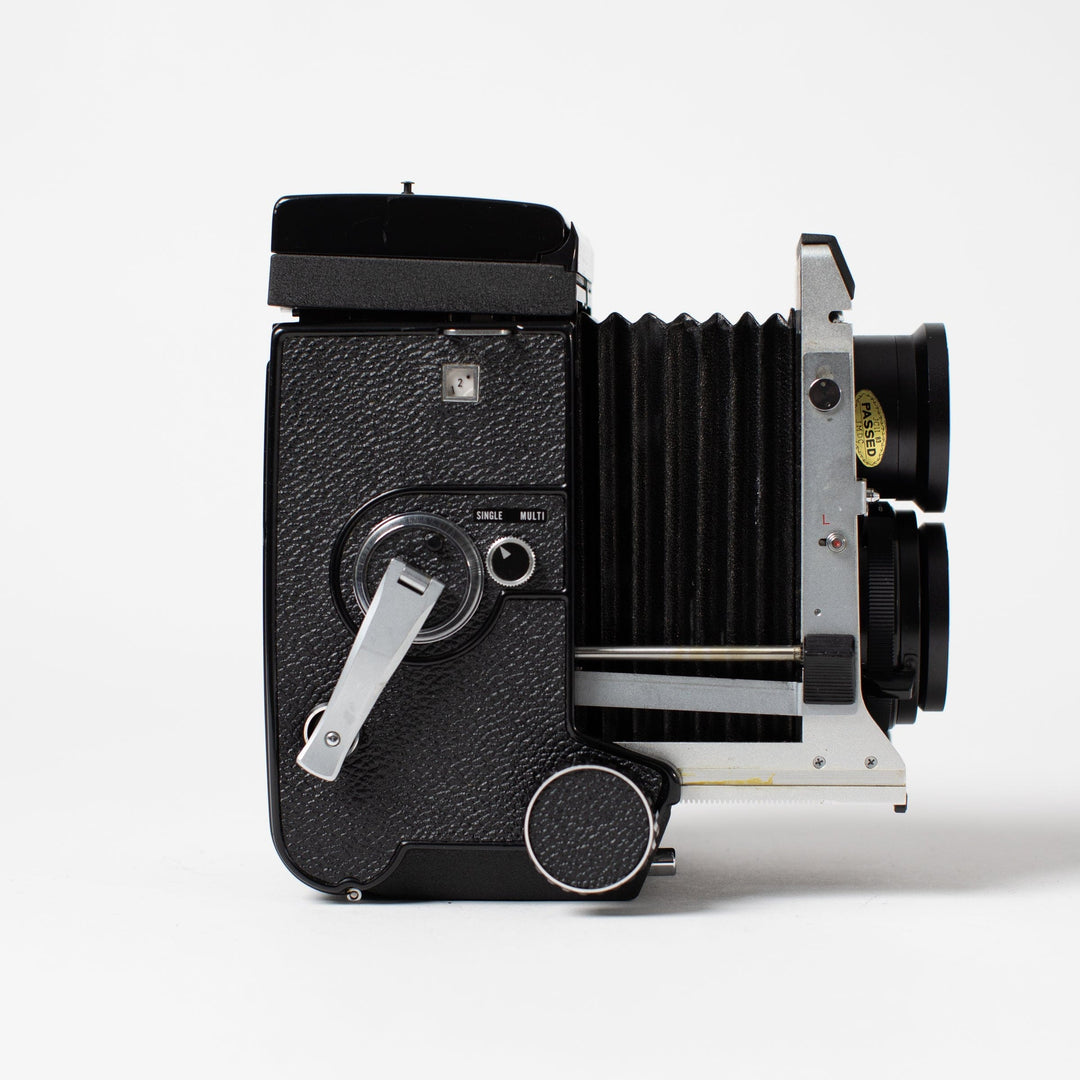 Mamiya C330 Professional with 80mm f2.8 Lens and WLF, fresh CLA