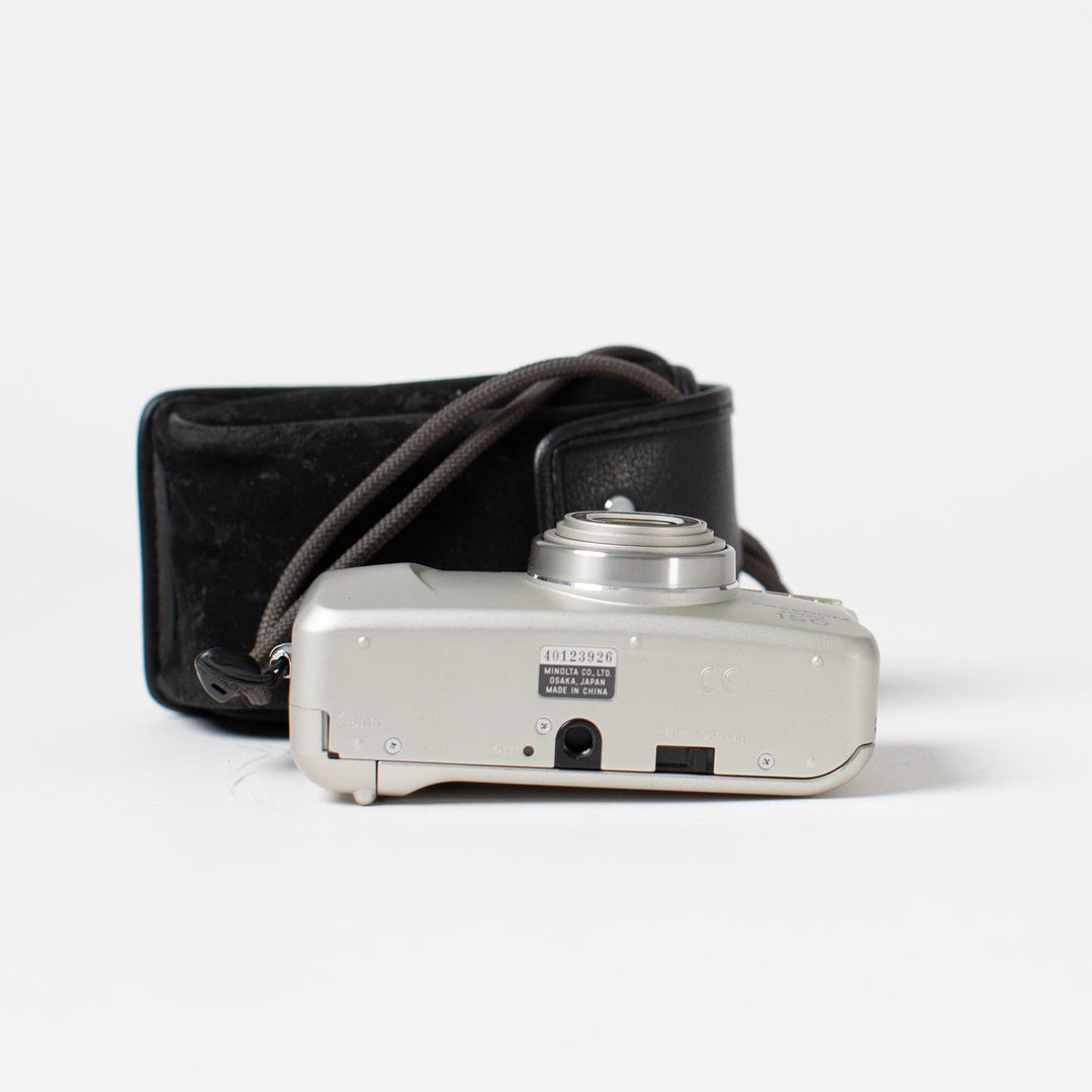 Minolta Freedom Zoom 150 w/ case