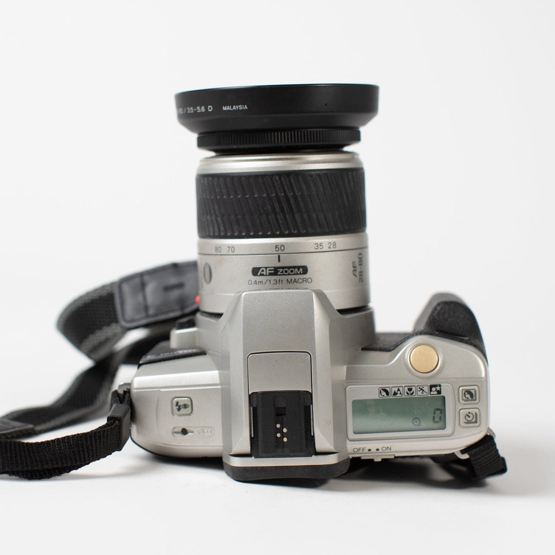 Minolta Maxxum 3 w/ 28-80mm lens