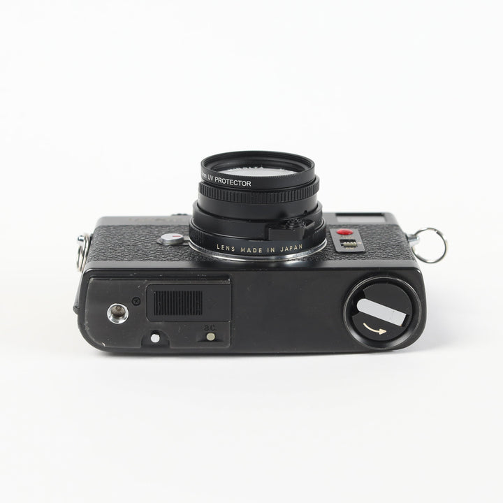 Minolta CLE w/ 40mm f/2 Rokkor lens