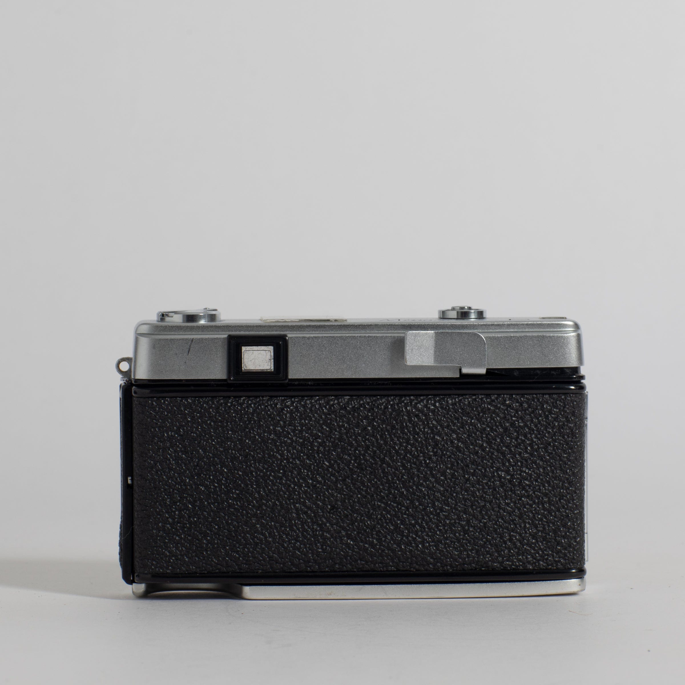 Minolta Minoltina-P scale focus rangefinder-style camera (film