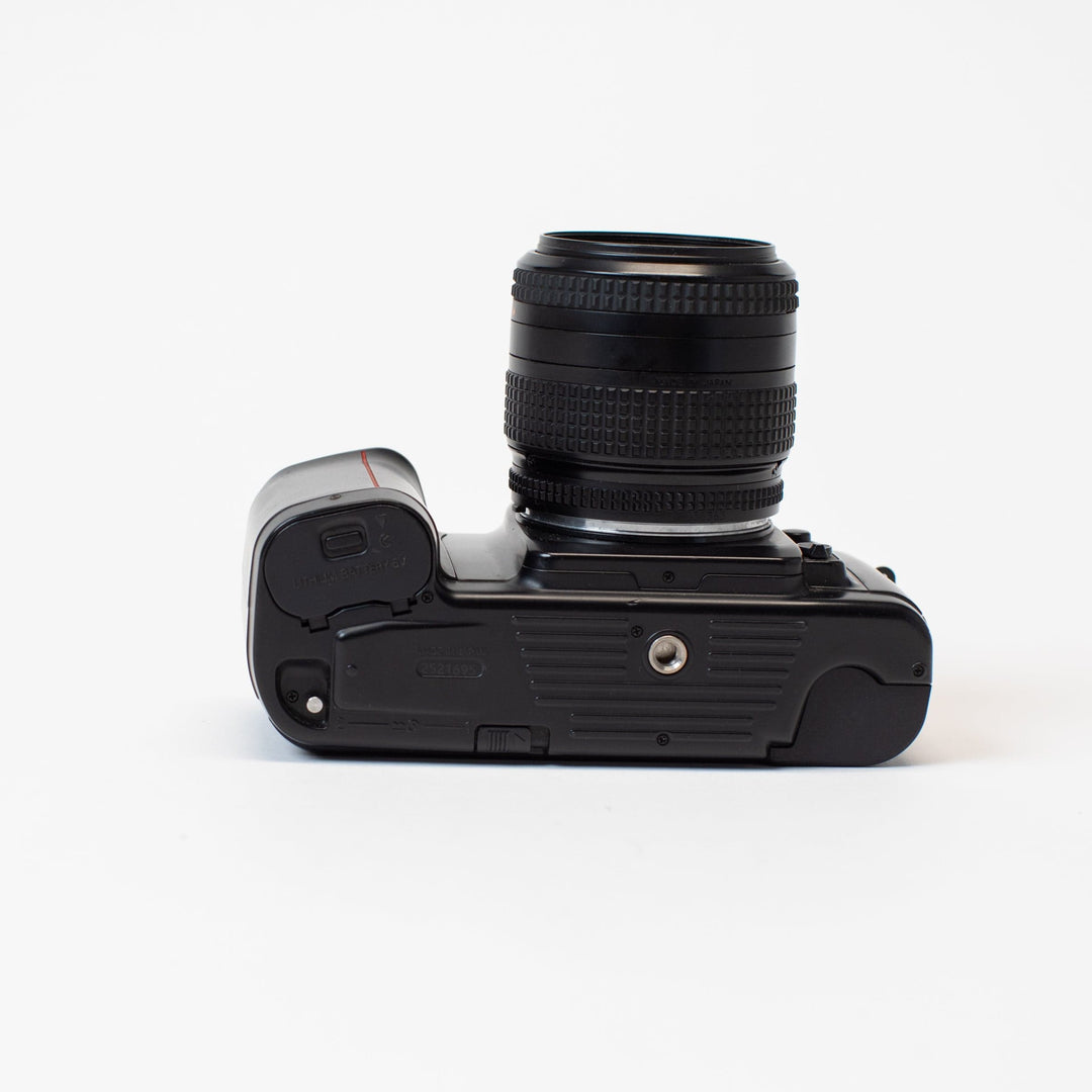 Nikon N6006 with AF Nikor 35-80mm f/4-5.6 D Lens