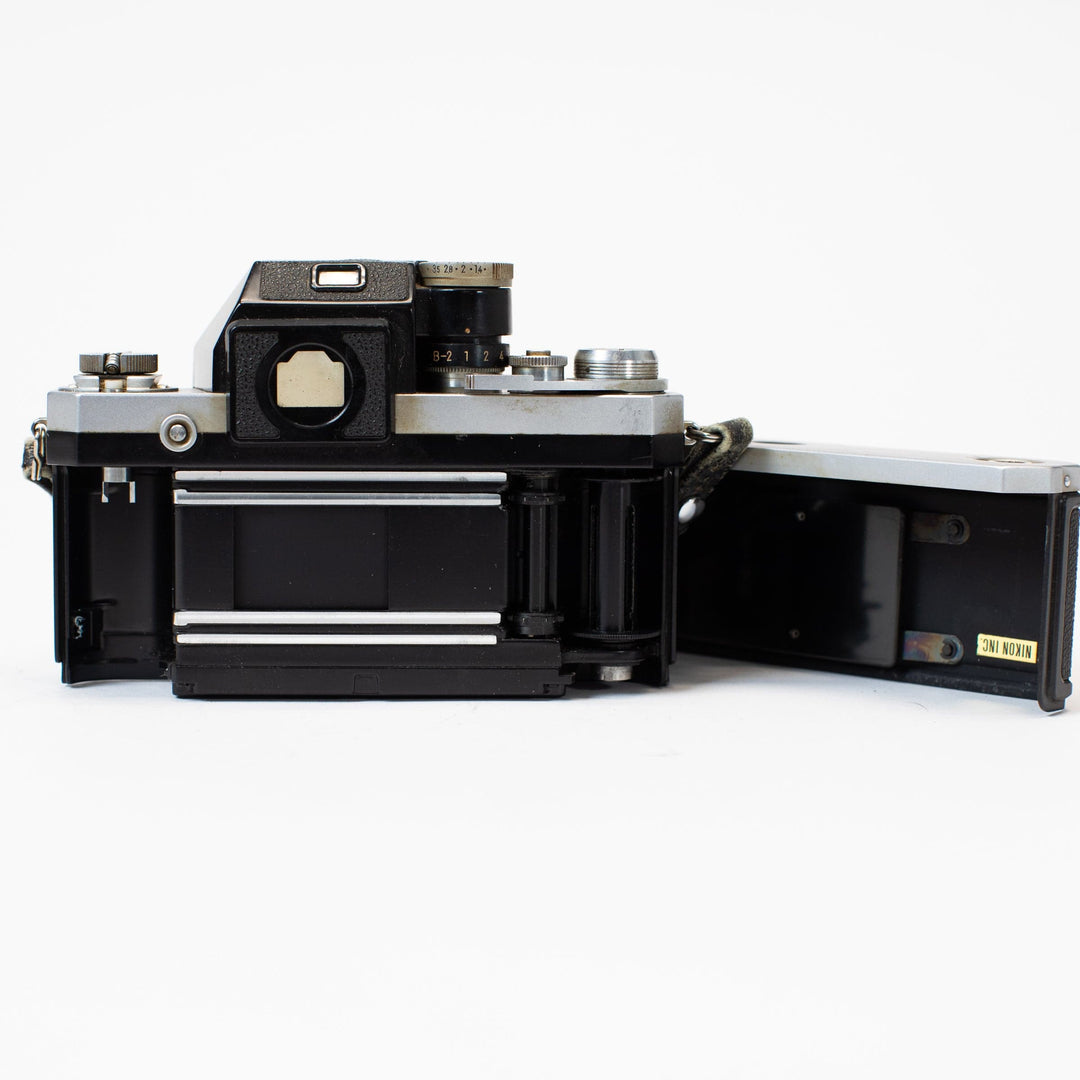 Nikon F Photomic with 50mm f/2 Nikkor Lens