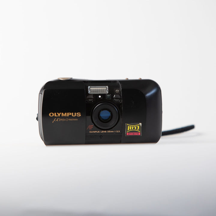 Olympus Mju I Panorama with leather pouch