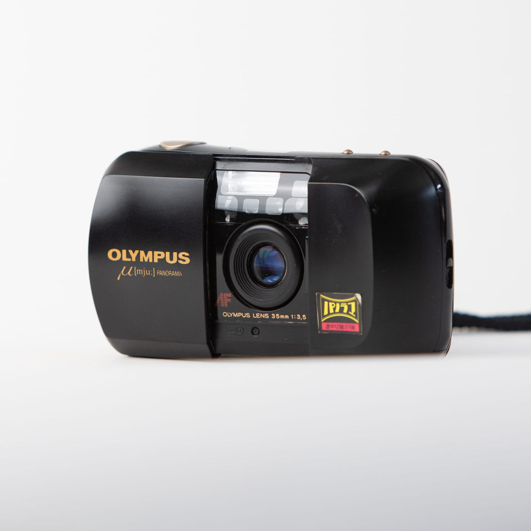 Olympus Mju I Panorama with leather pouch