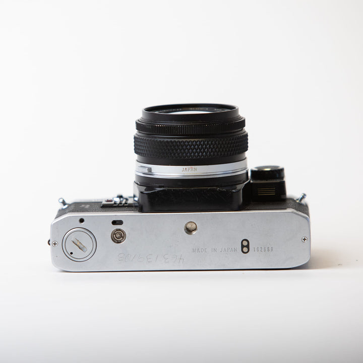Olympus OM-10 with 28mm f/1.8
