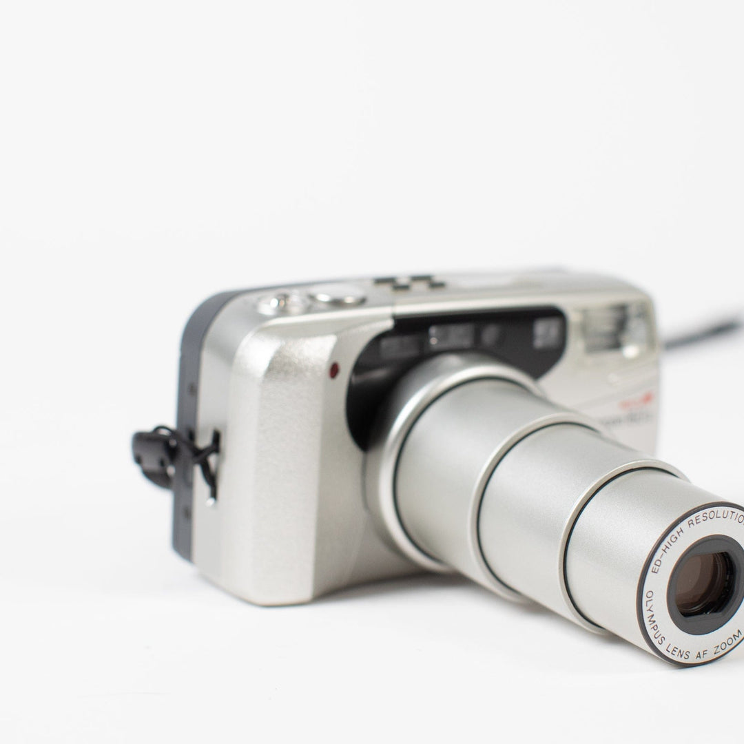 Olympus Superzoom 160 point and shoot