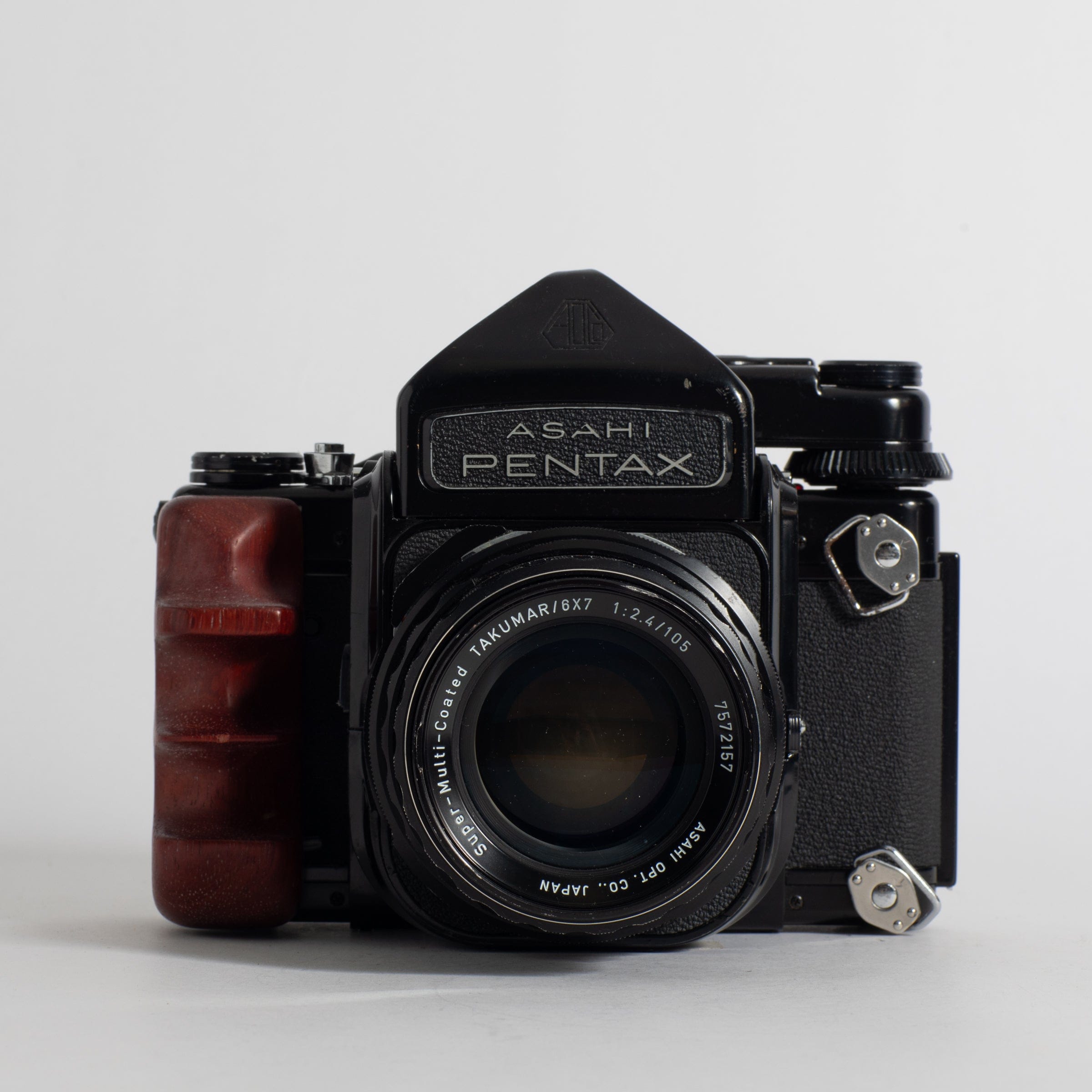 PENTAX 6x7 TAKUMAR 2.4 105 グリップ付き - フィルムカメラ