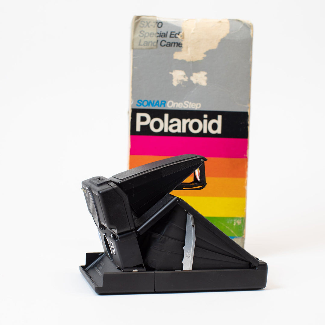 Lot 467 - A Polaroid SX-70 Sonar Land Camera Lot 467 - A Polaroid SX-70 Sonar Land Camera