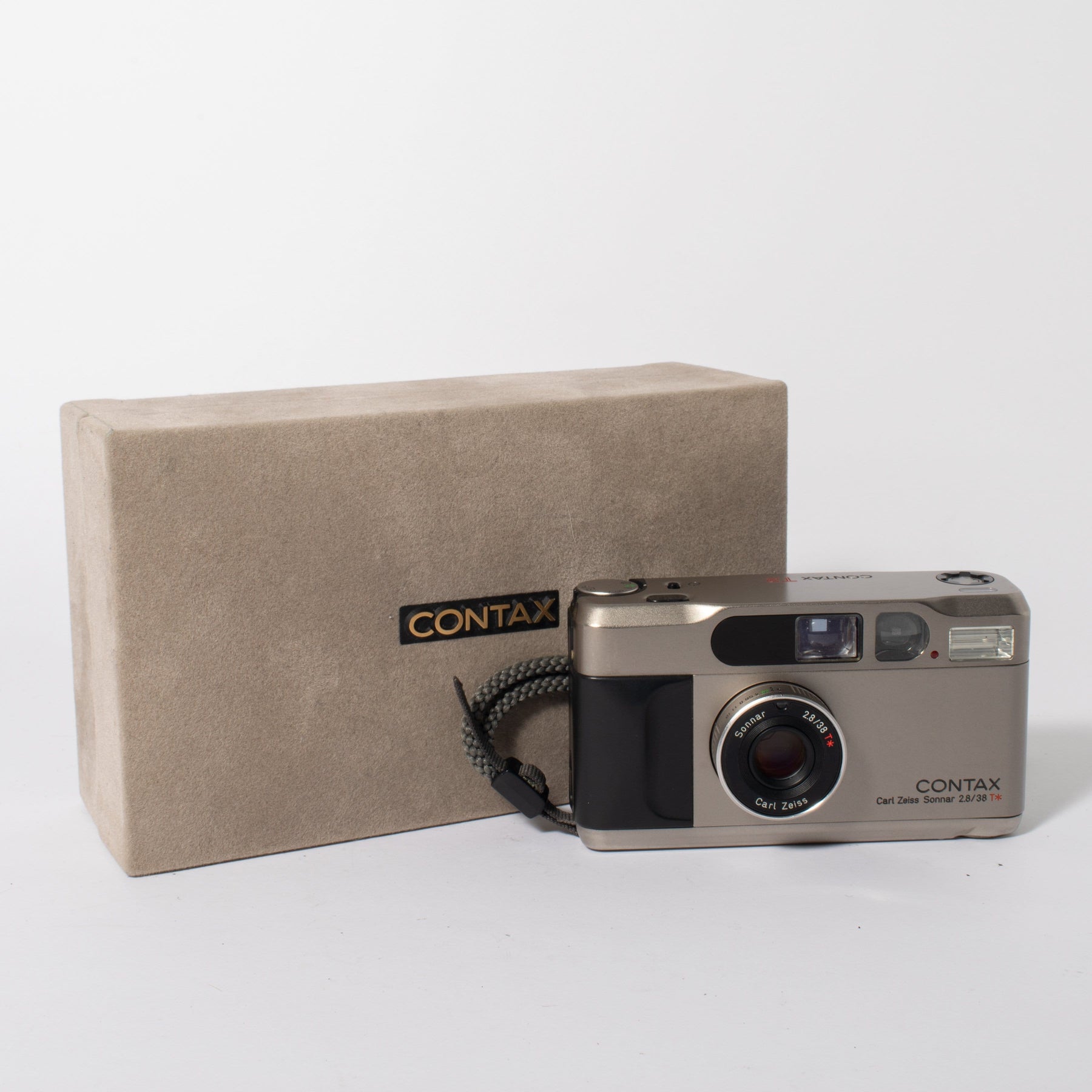 Contax T2 with Box