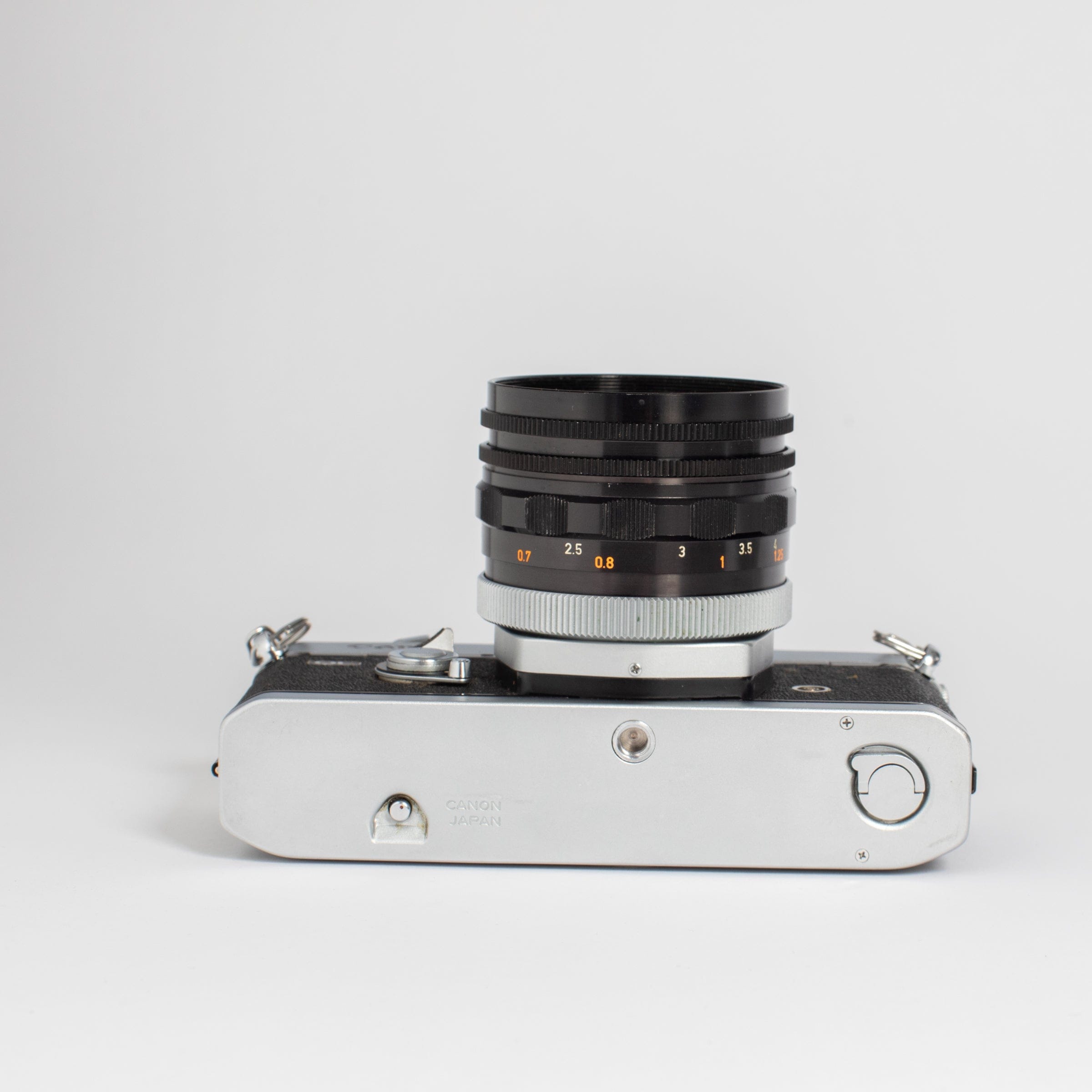 Canon Pellix QL w/ 50mm 1.8 Super-Chromatic R – Film Supply Club