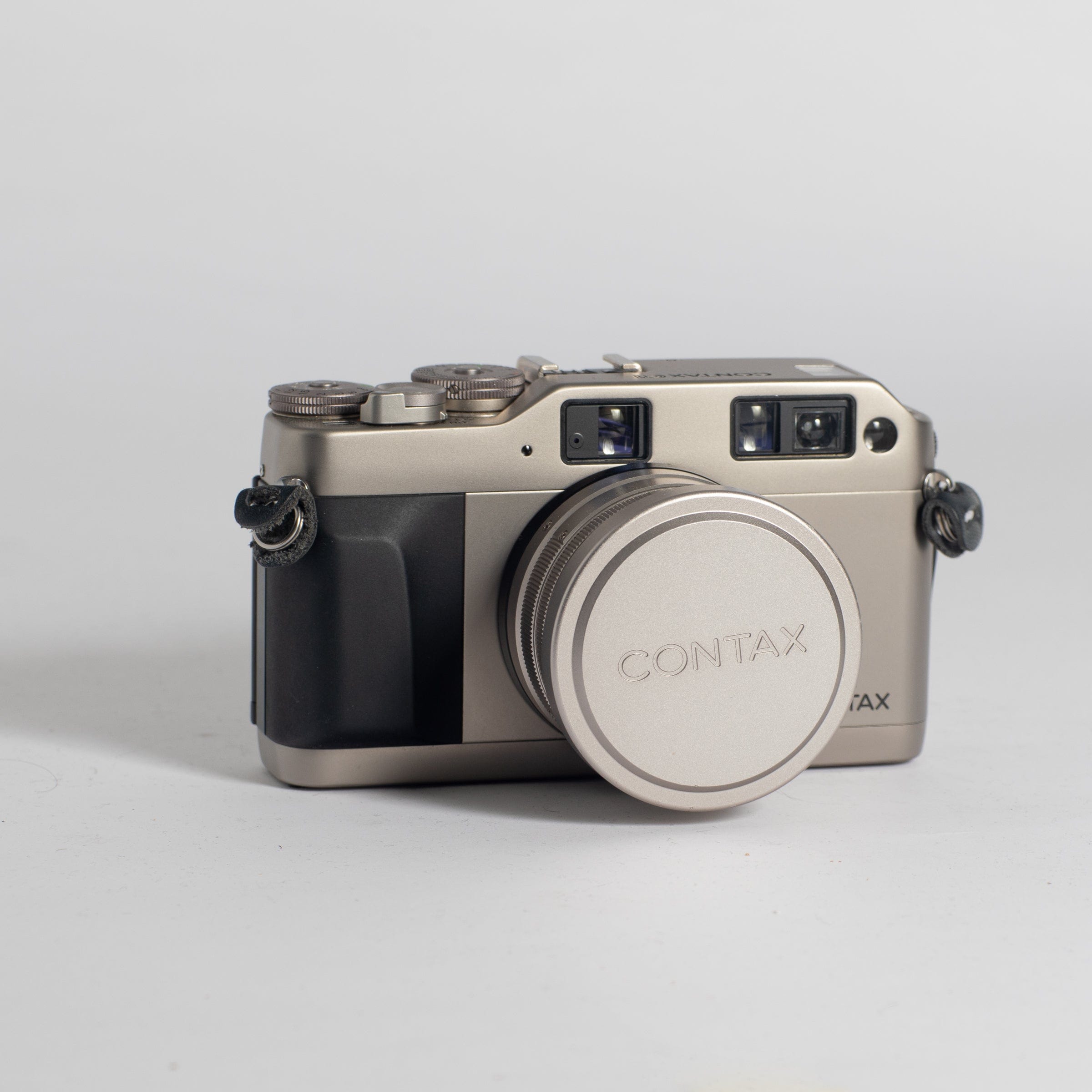 Contax G1 with Carl Zeiss 28mm f/2.8 with Lens Hood – Film Supply Club