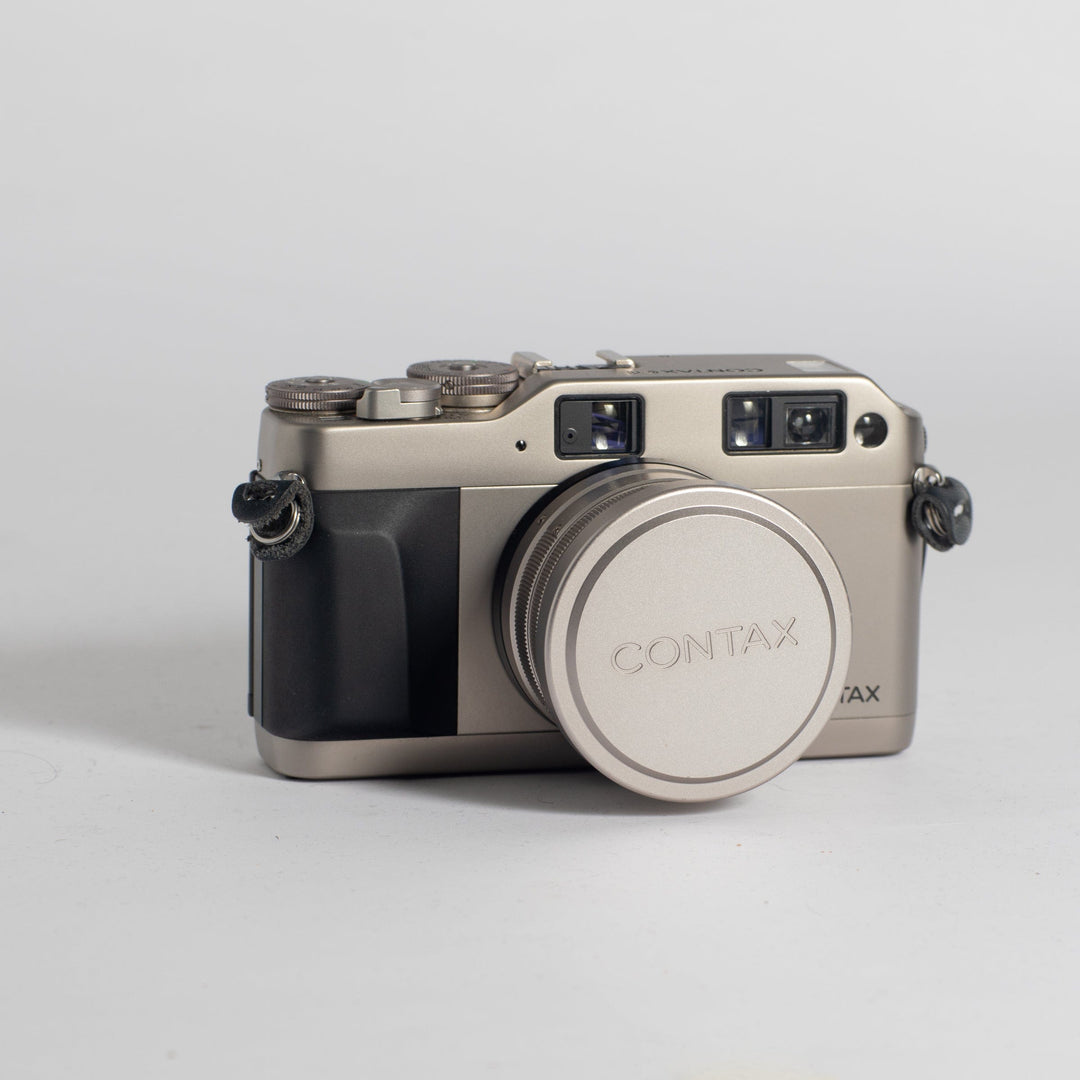 Contax G1 with Carl Zeiss 28mm f/2.8 with Lens Hood