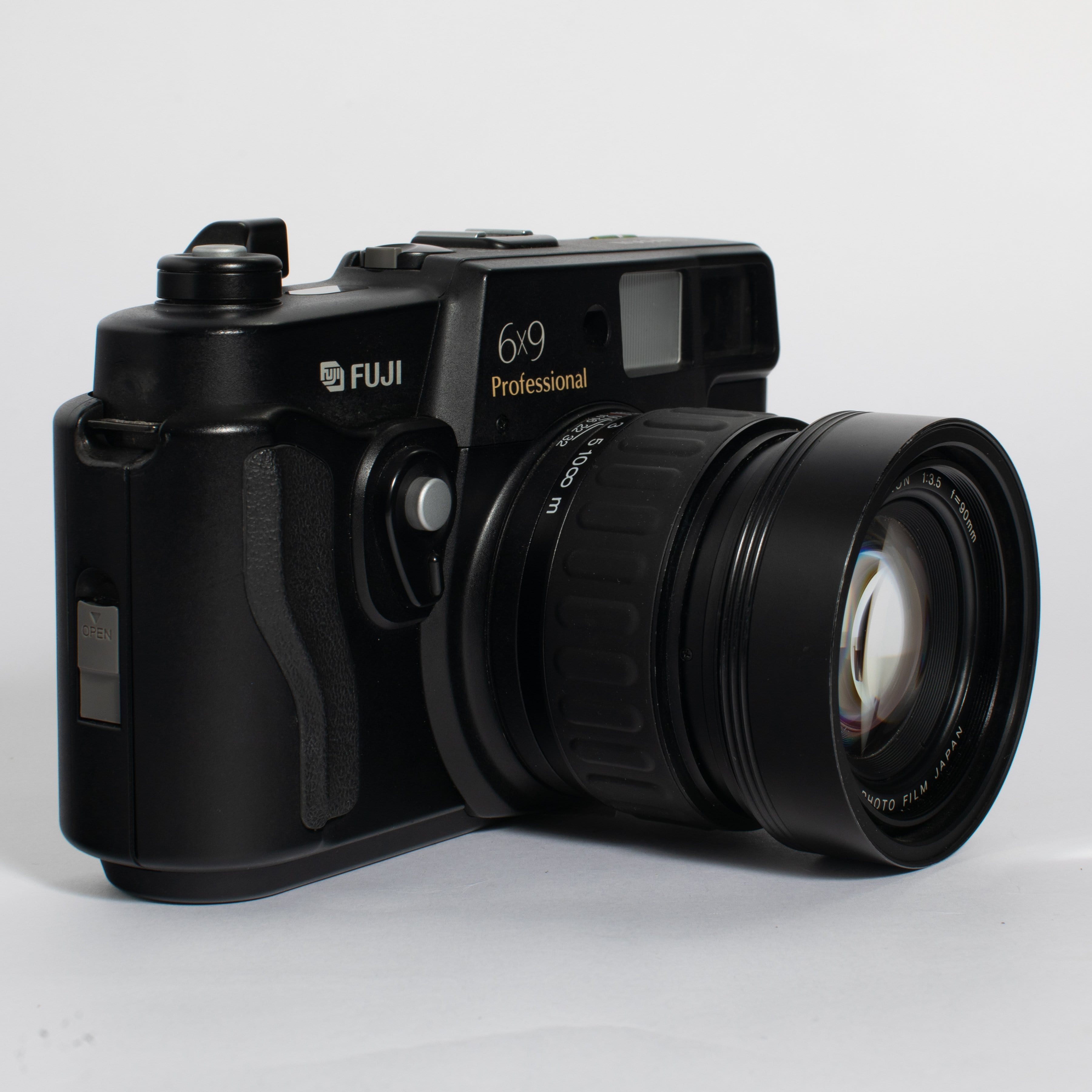 Fujifilm GW690III Medium Format Rangefinder Film Camera – Film 