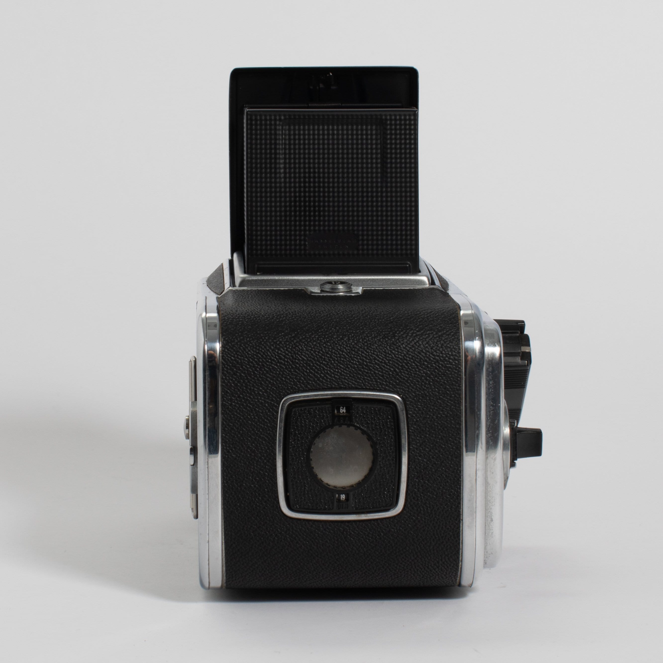 Hasselblad 500 C/M with Zeiss Planar 80mm f/2.8 CF Lens - FRESH