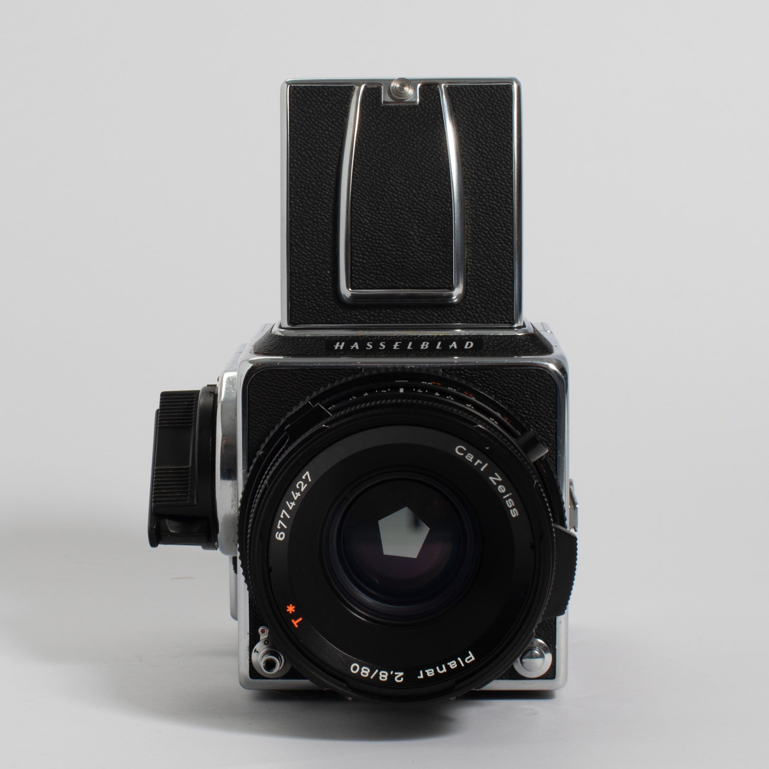 Hasselblad 500 C/M with Zeiss Planar 80mm f/2.8 CF Lens - FRESH