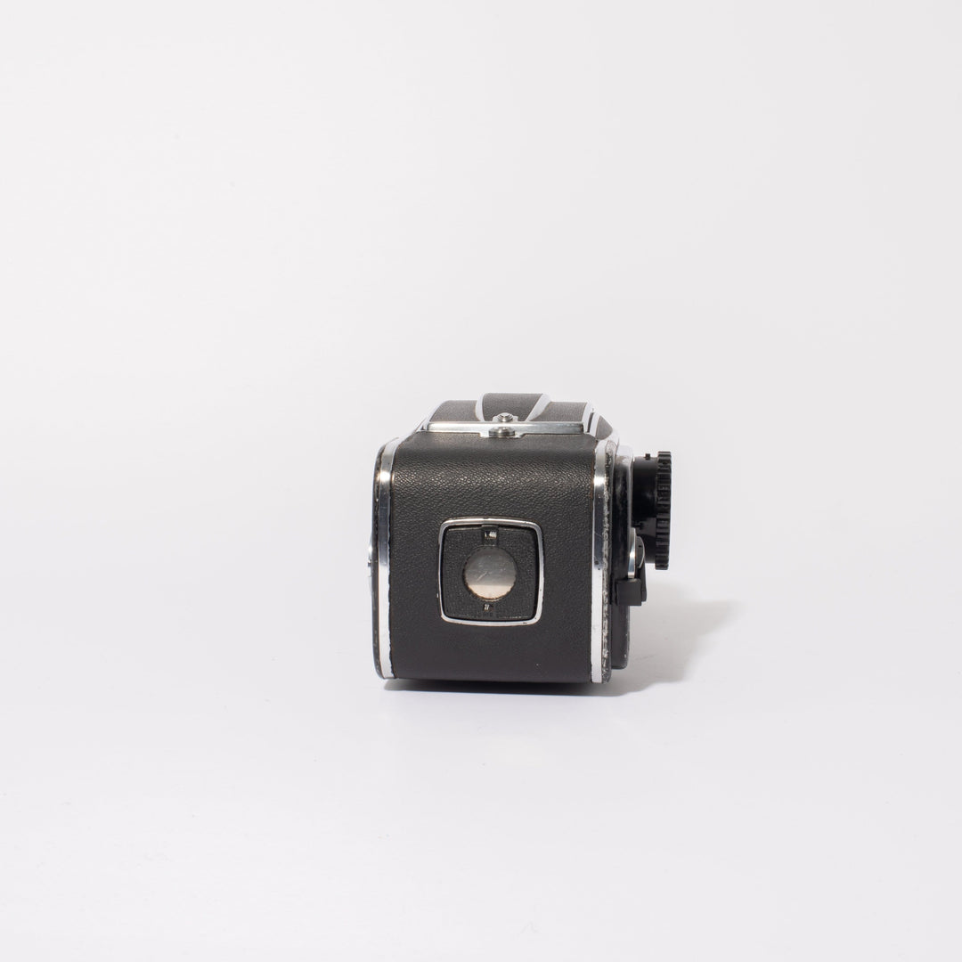 Zeiss Distagon T* 50mm F/4.0 ZV für Hasselblad V Zeiss Distagon T* 50mm F/4.0 ZV für Hasselblad V