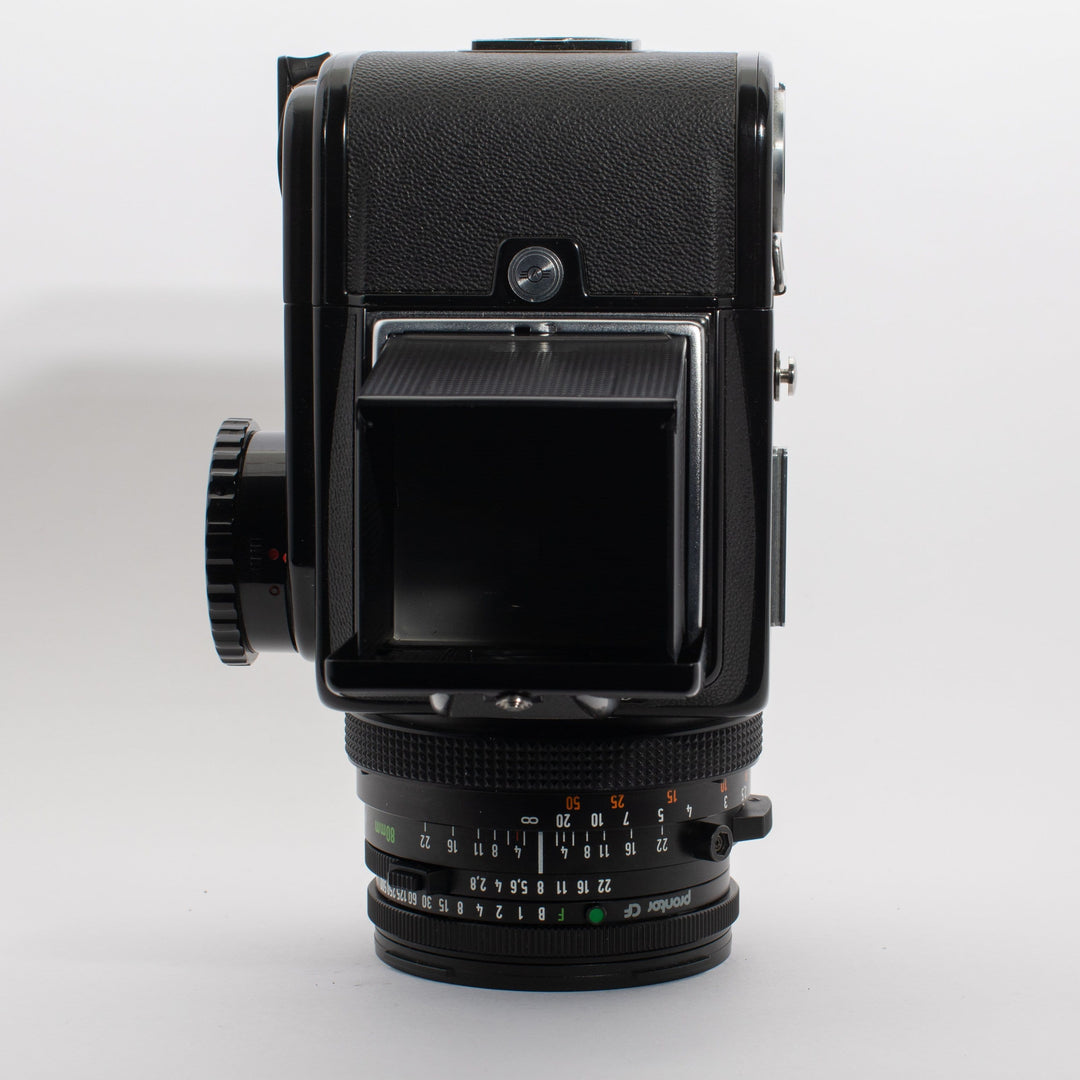 Hasselblad 500 C/M Black with Zeiss Planar T* 80mm f/2.8 Lens