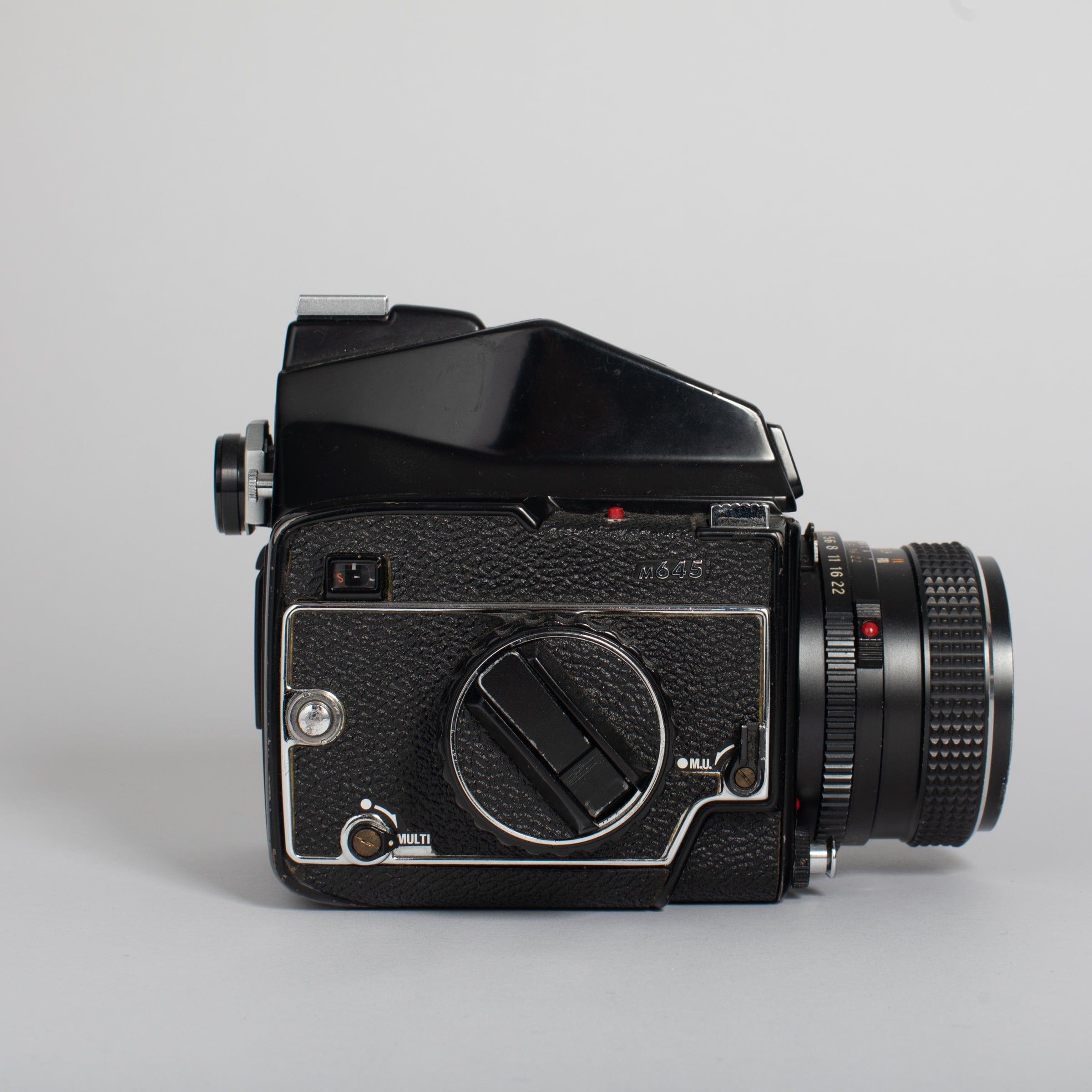Mamiya M645 with 80mm f/2.8 Lens – Film Supply Club