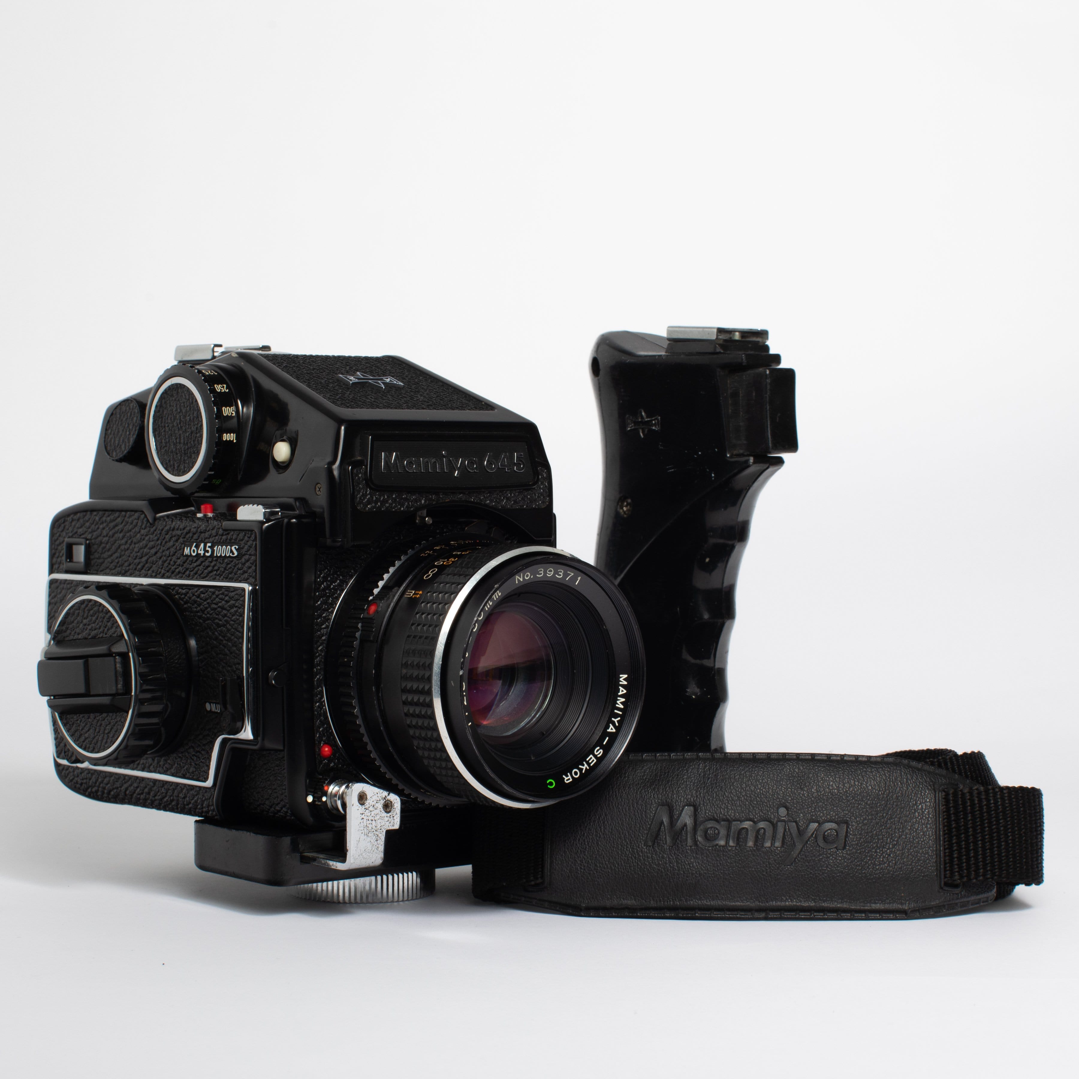 Mamiya M 645 1000S with 80mm f/2.8 Lens and Grip