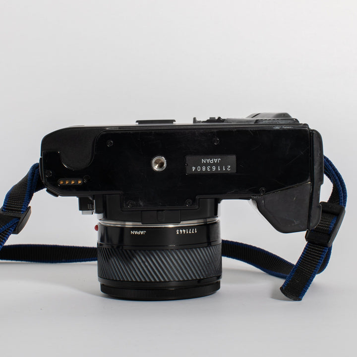 Minolta Maxxum 7000 with AF 50mm f/1.7 Lens