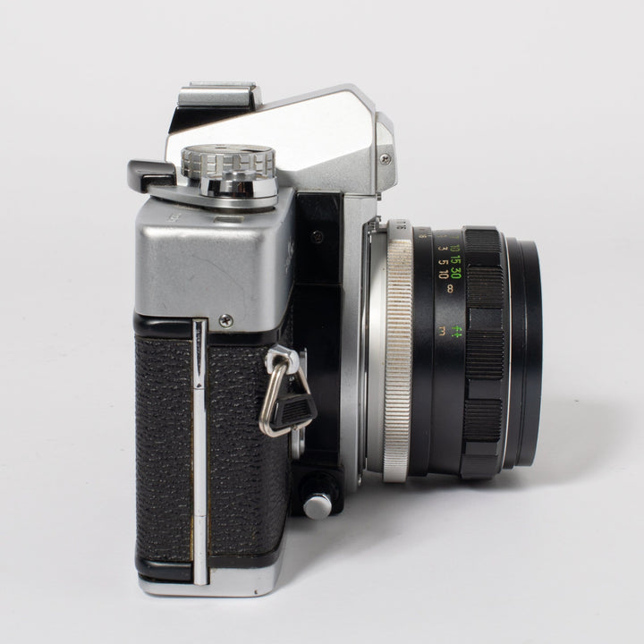 Minolta SRT202 with a 55mm f/1.7 Lens