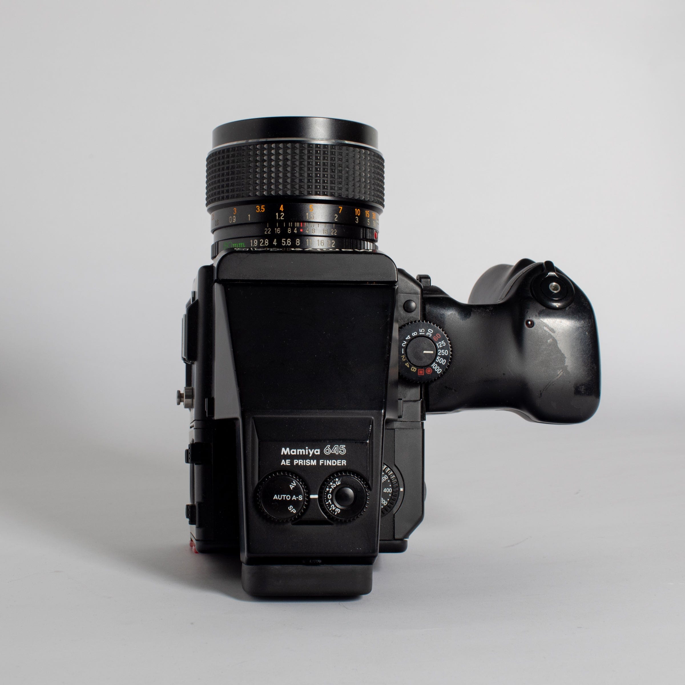 Mamiya M645 Super with Power Grip and 80mm f/1.9 Lens – Film Supply Club
