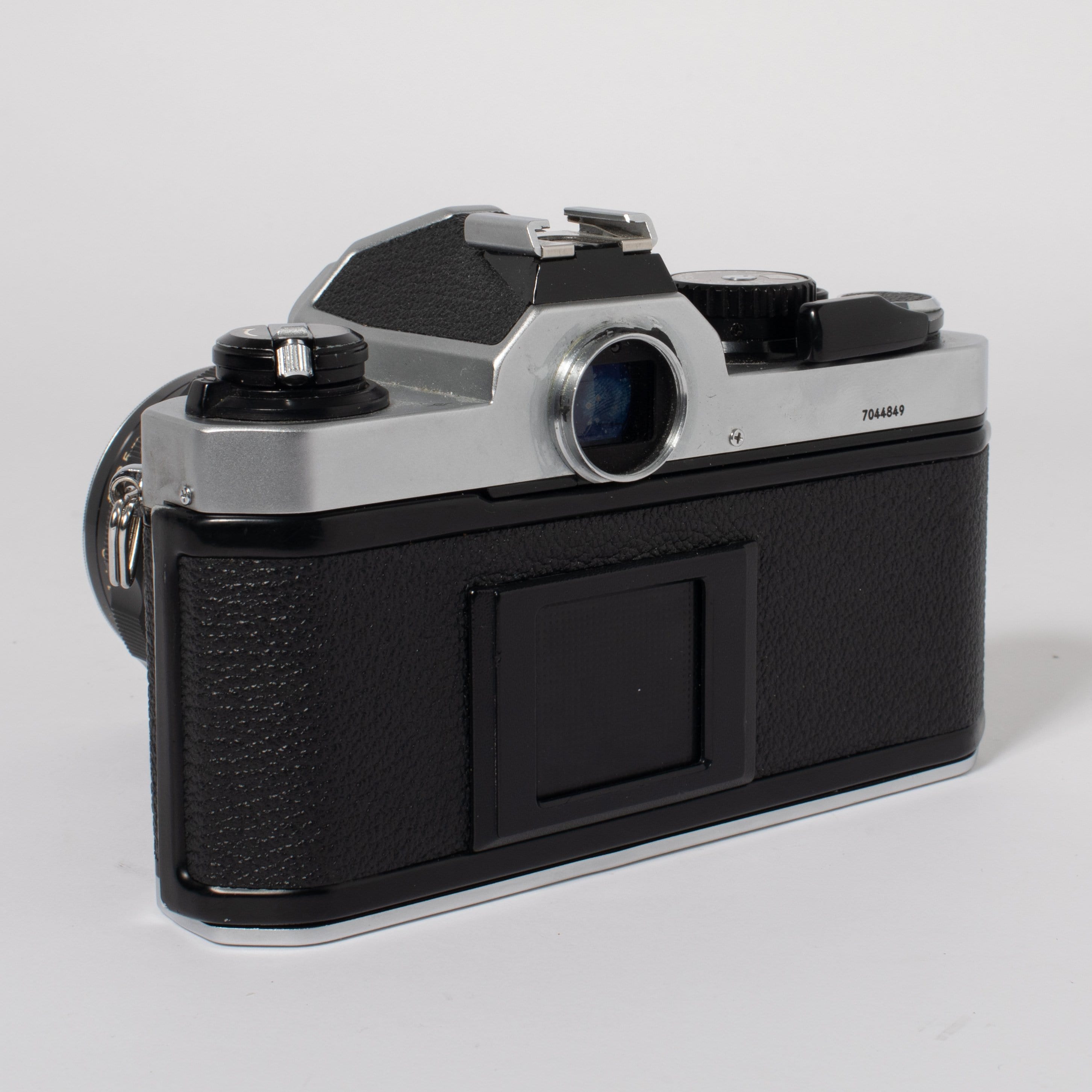 Nikon FM2 w/ 35mm f/2 Lens – Film Supply Club