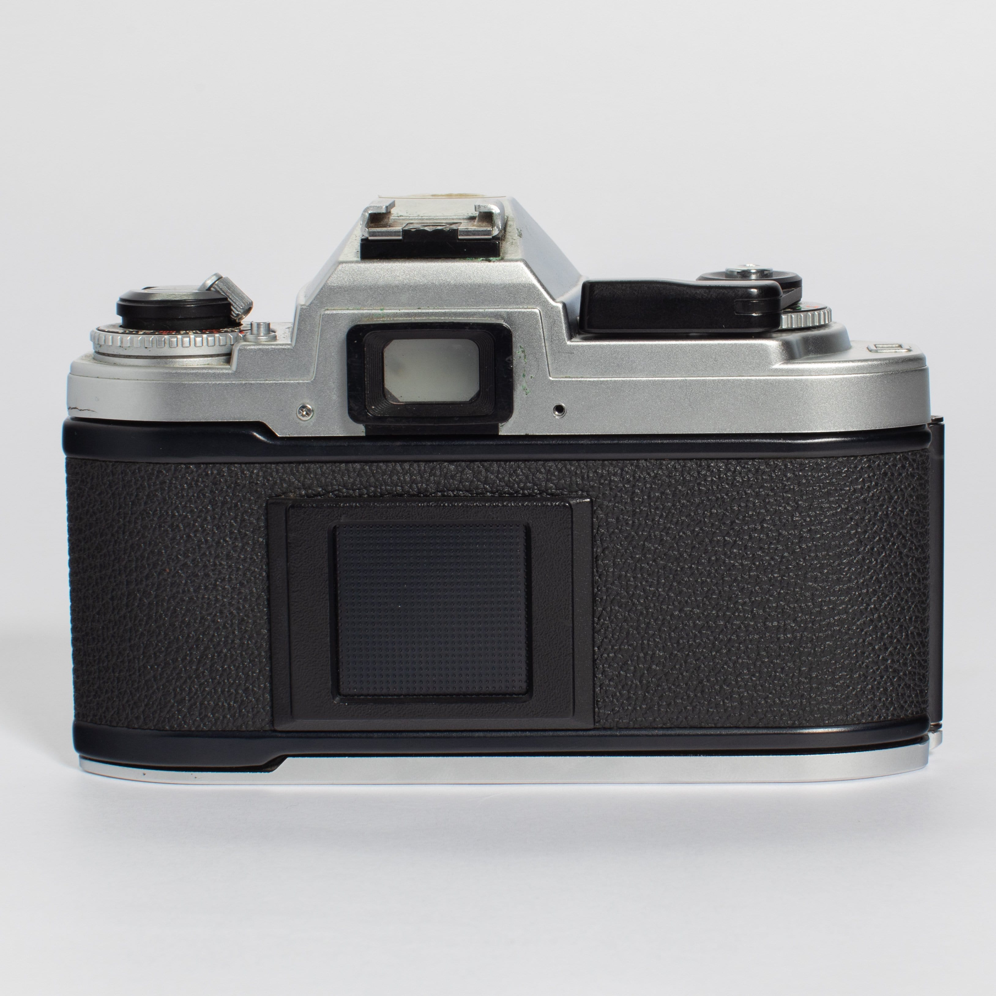 Nikon FG with 28mm f/2.8 Lens – Film Supply Club