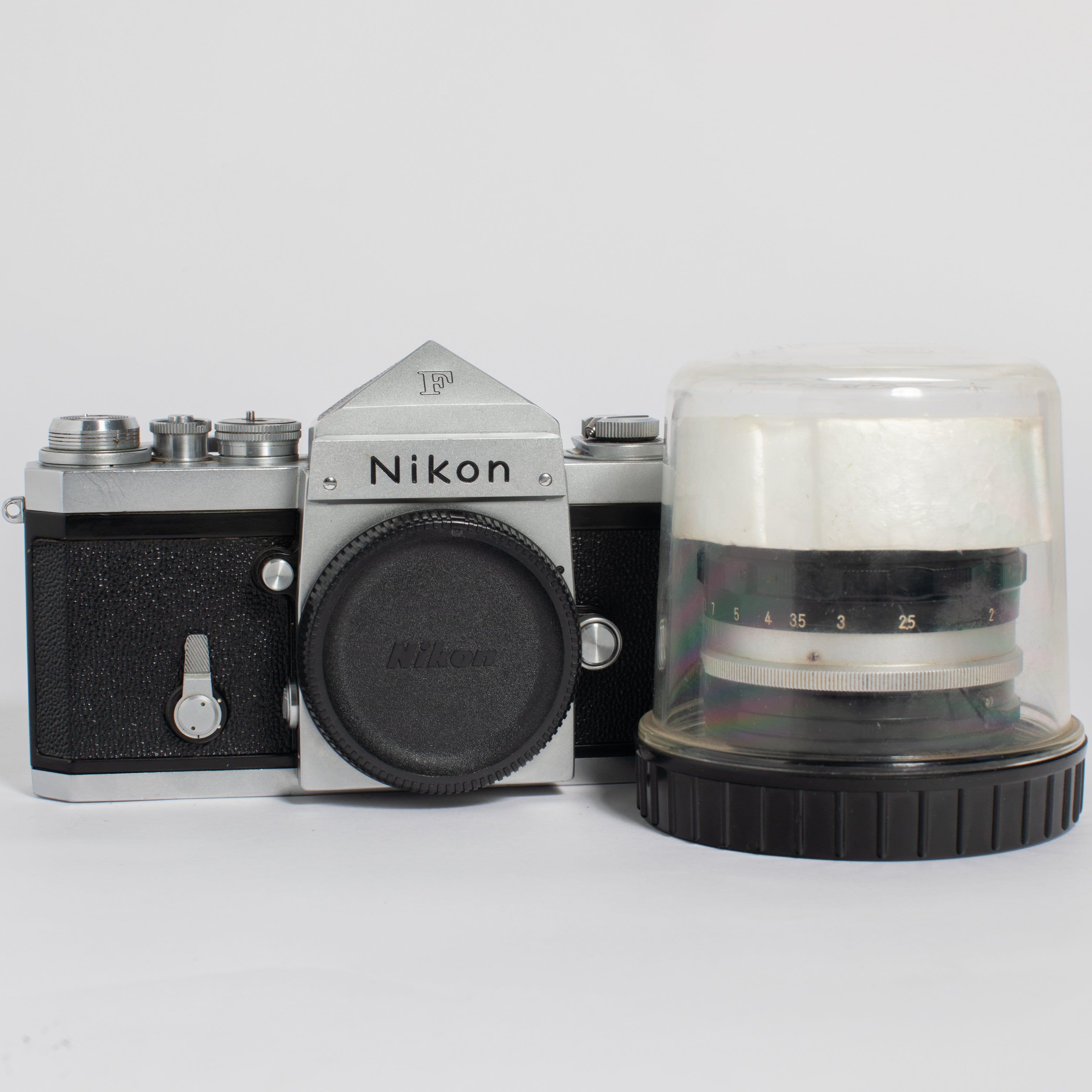 Nikon Ｆ 618VR4y3DOL._UF350,350_QL80_.jpg