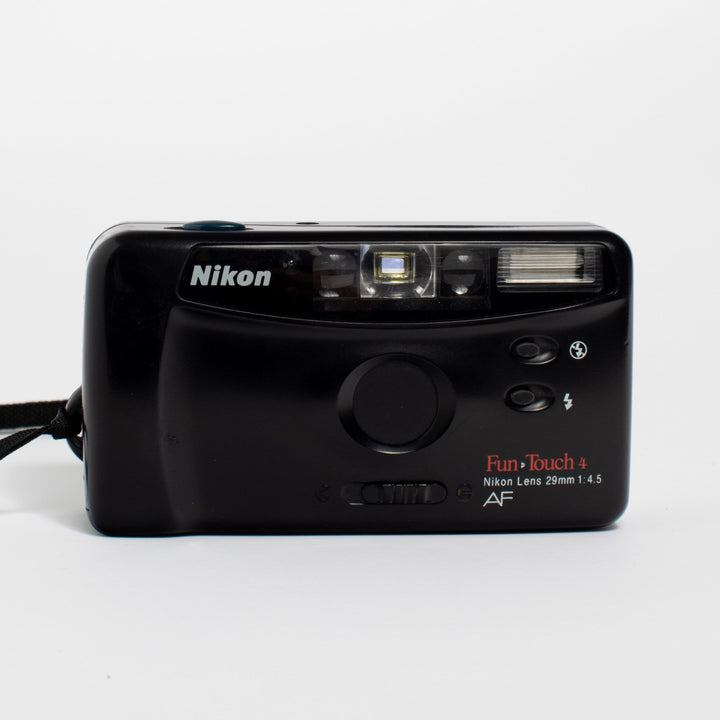 Nikon Fun Touch 4 with f/4.5 29mm lens, AutoFocus with Pouch
