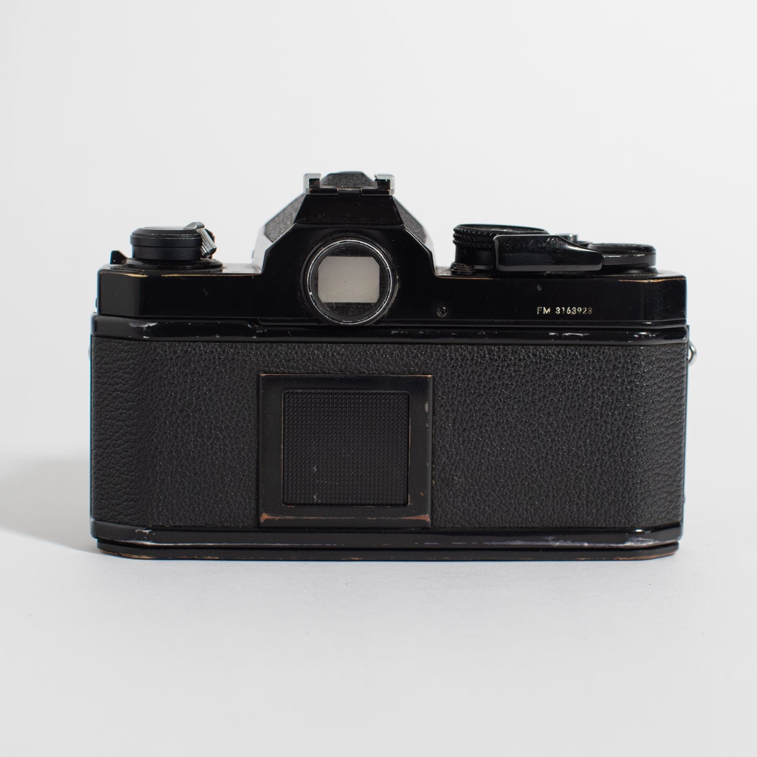 Nikon FM with 35mm f/2.8 Lens – Film Supply Club