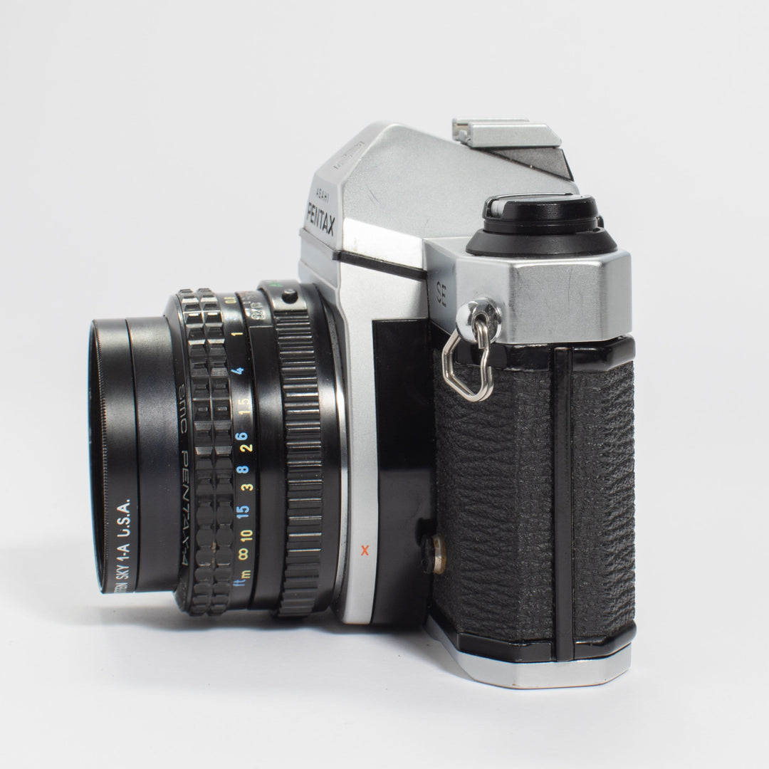 Pentax K1000 SE with SMC Pentax-M 50mm f/1.7 Lens