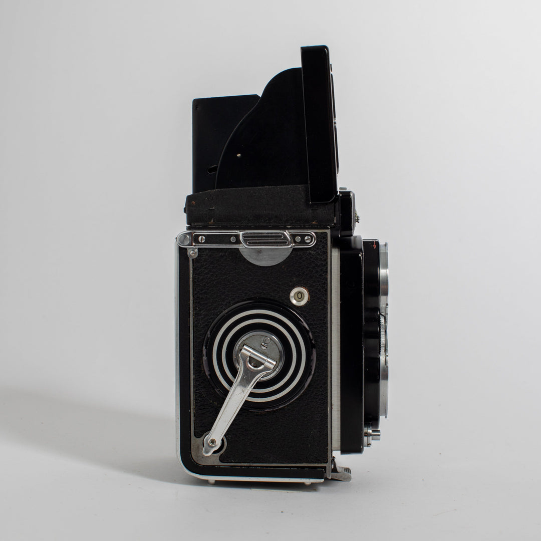 Rolleiflex 3.5C w/ 75mm f/3.5 Zeiss Planar
