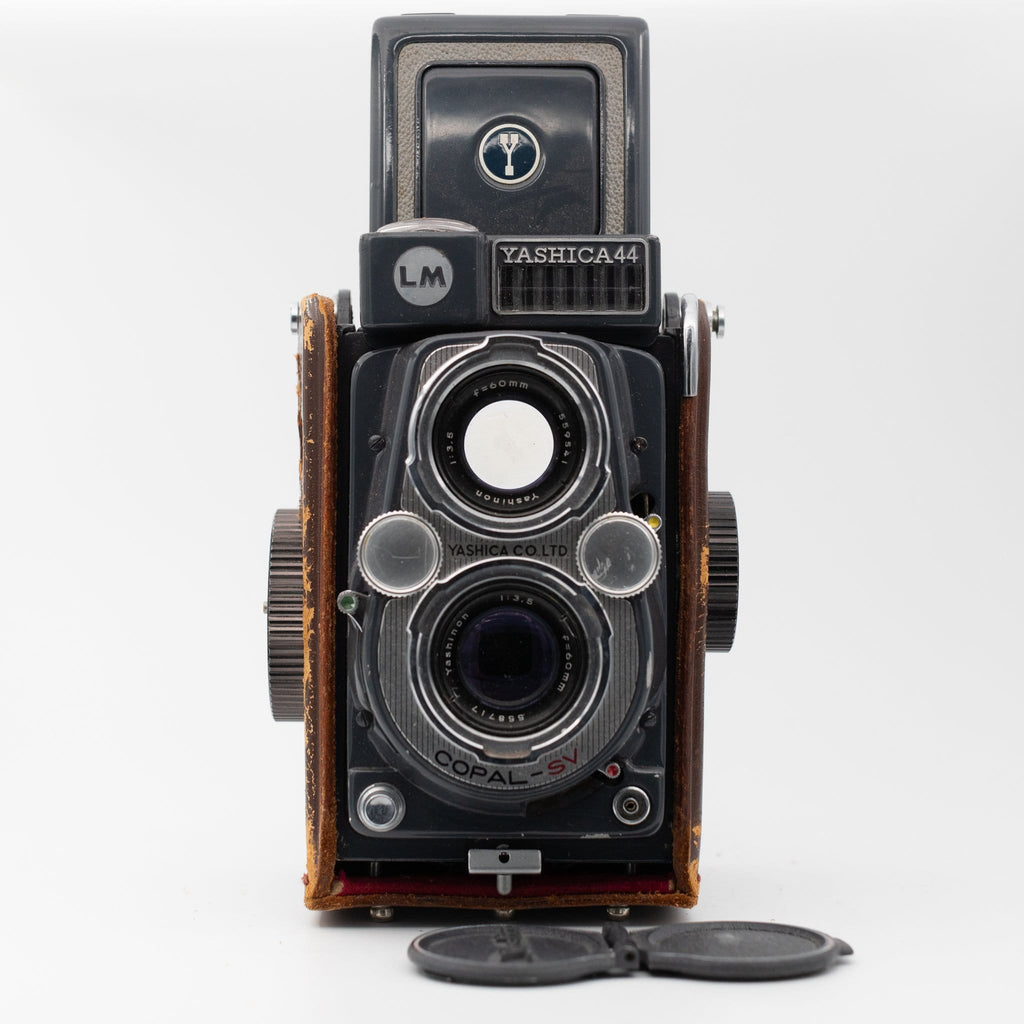 Yashica44_fullfront_top_open_1